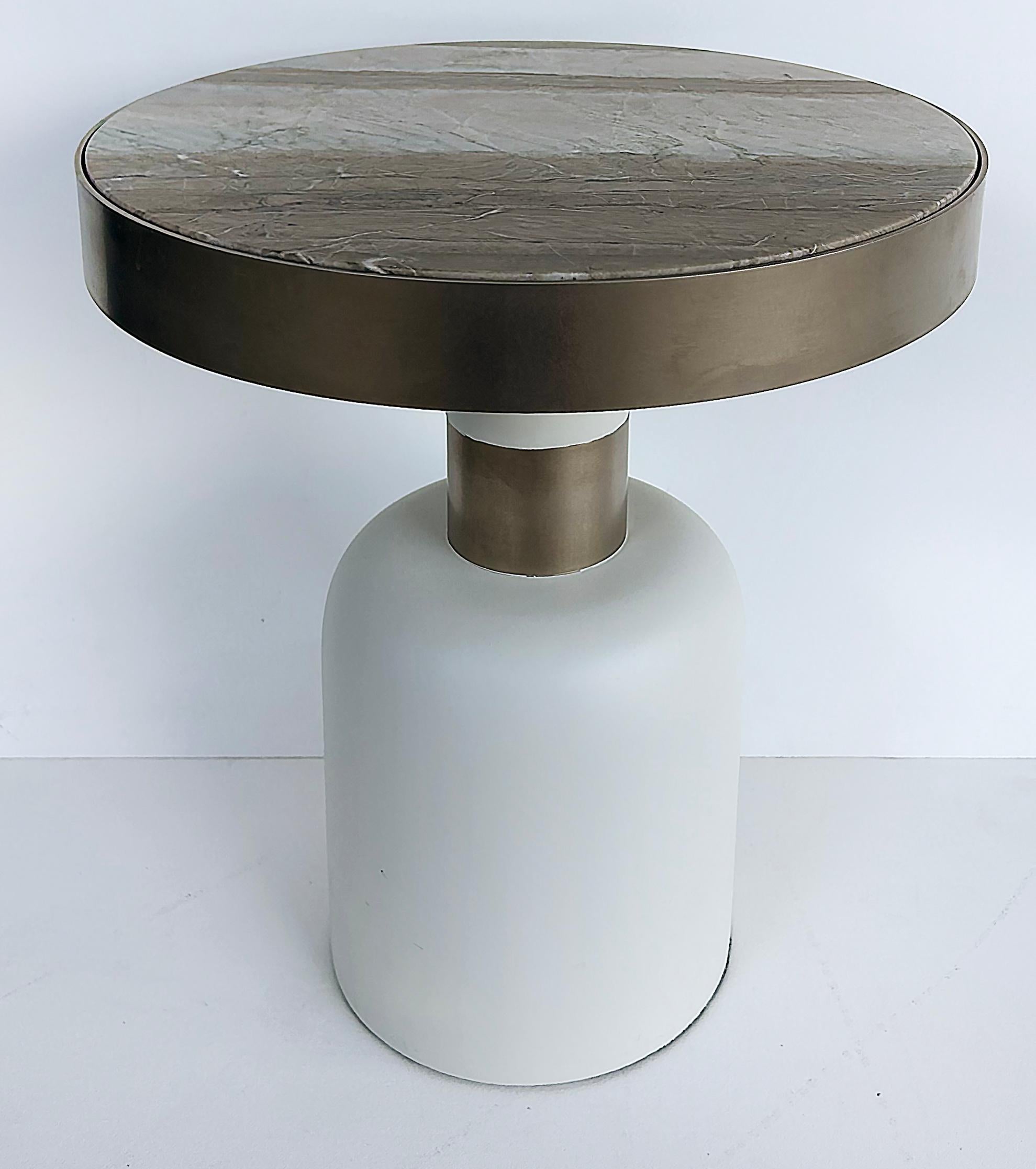 Table d'appoint 