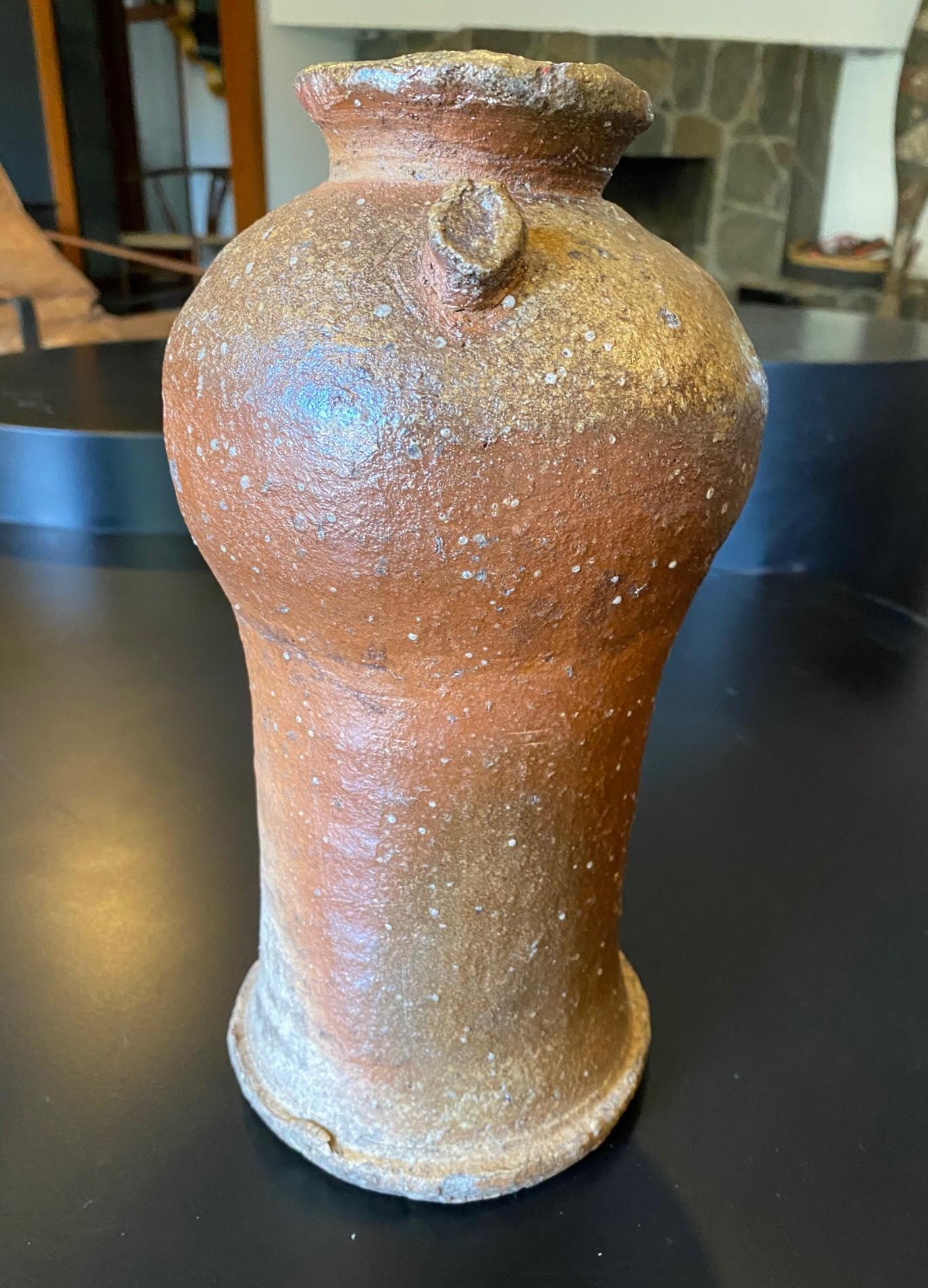 Rosanjin Kitaoji Signed Japanese Bizen Pottery Vase & Original Signed Sealed Box In Good Condition For Sale In Studio City, CA