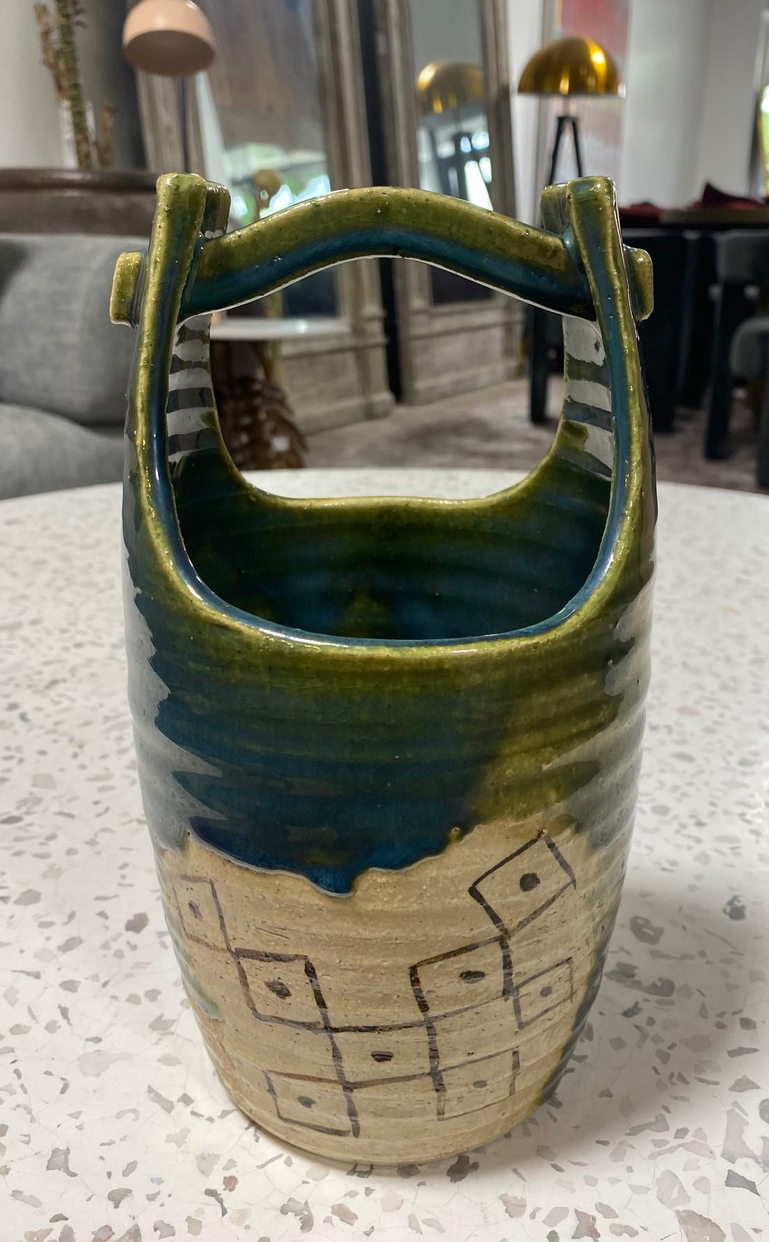 Ceramic Rosanjin Kitaoji Signed Oribe Ware Tall Basket Vase Original Sealed Signed Box For Sale