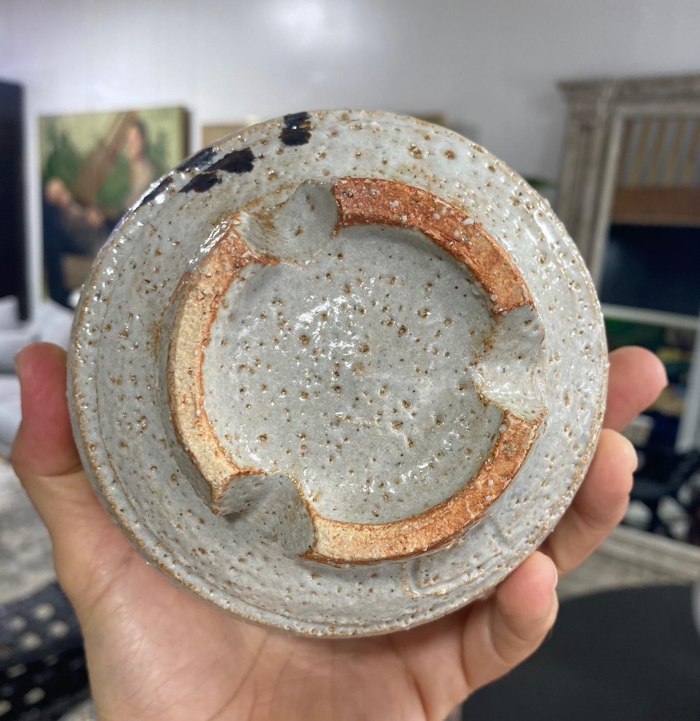 Rosanjin Kitaoji Tazón de té Chawan de Shino Ware firmado Caja original sellada y firmada en venta 9