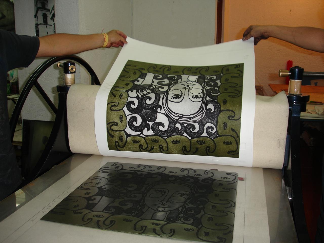 Rosario Cruz, ¨Elefantes¨, 2005, Gravure, 25.4x25.4 in en vente 2