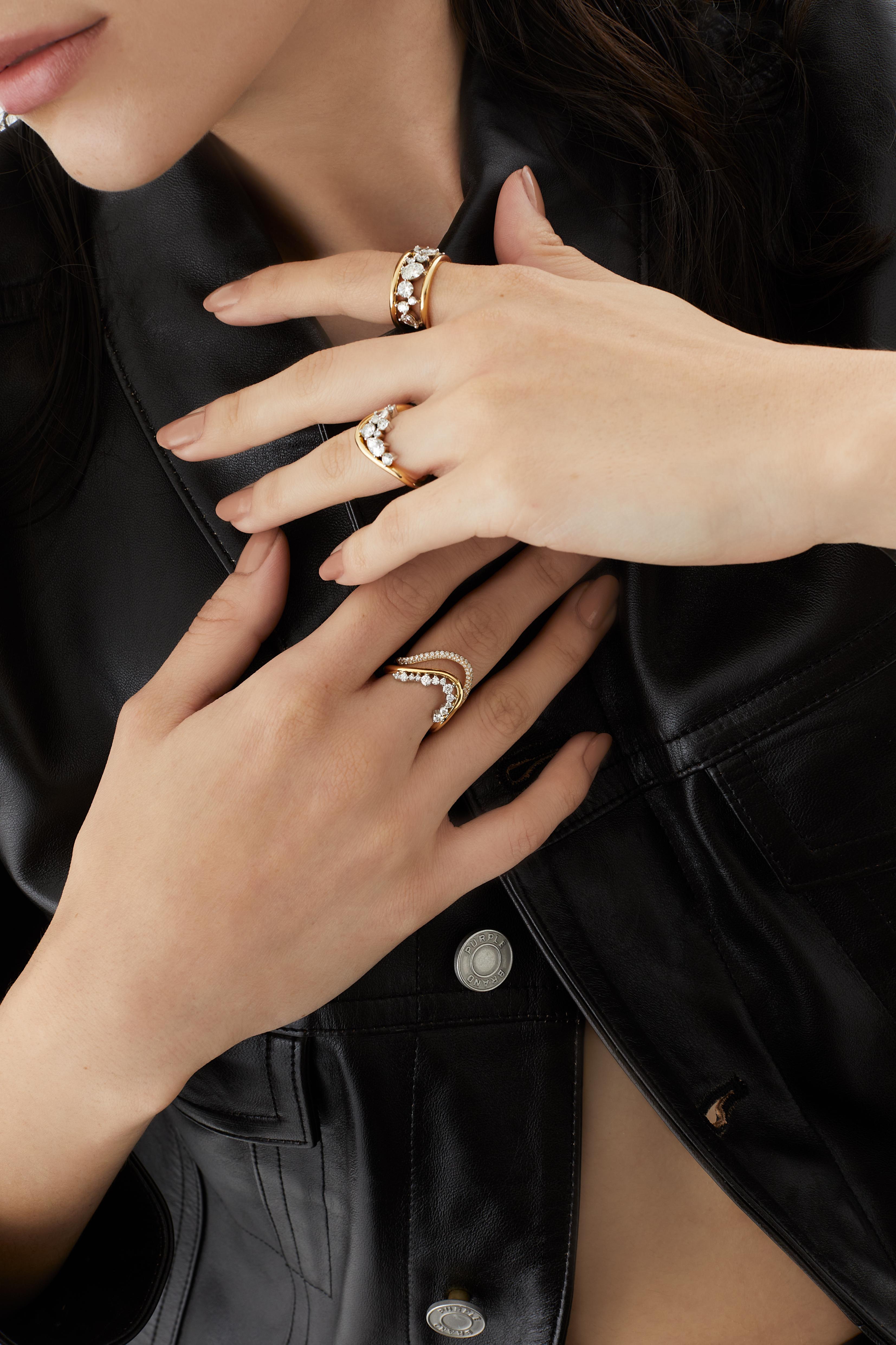 For Sale:  Rosario Navia Mara Medium Curved Ring I in 18K Gold, Platinum, and Diamonds 7