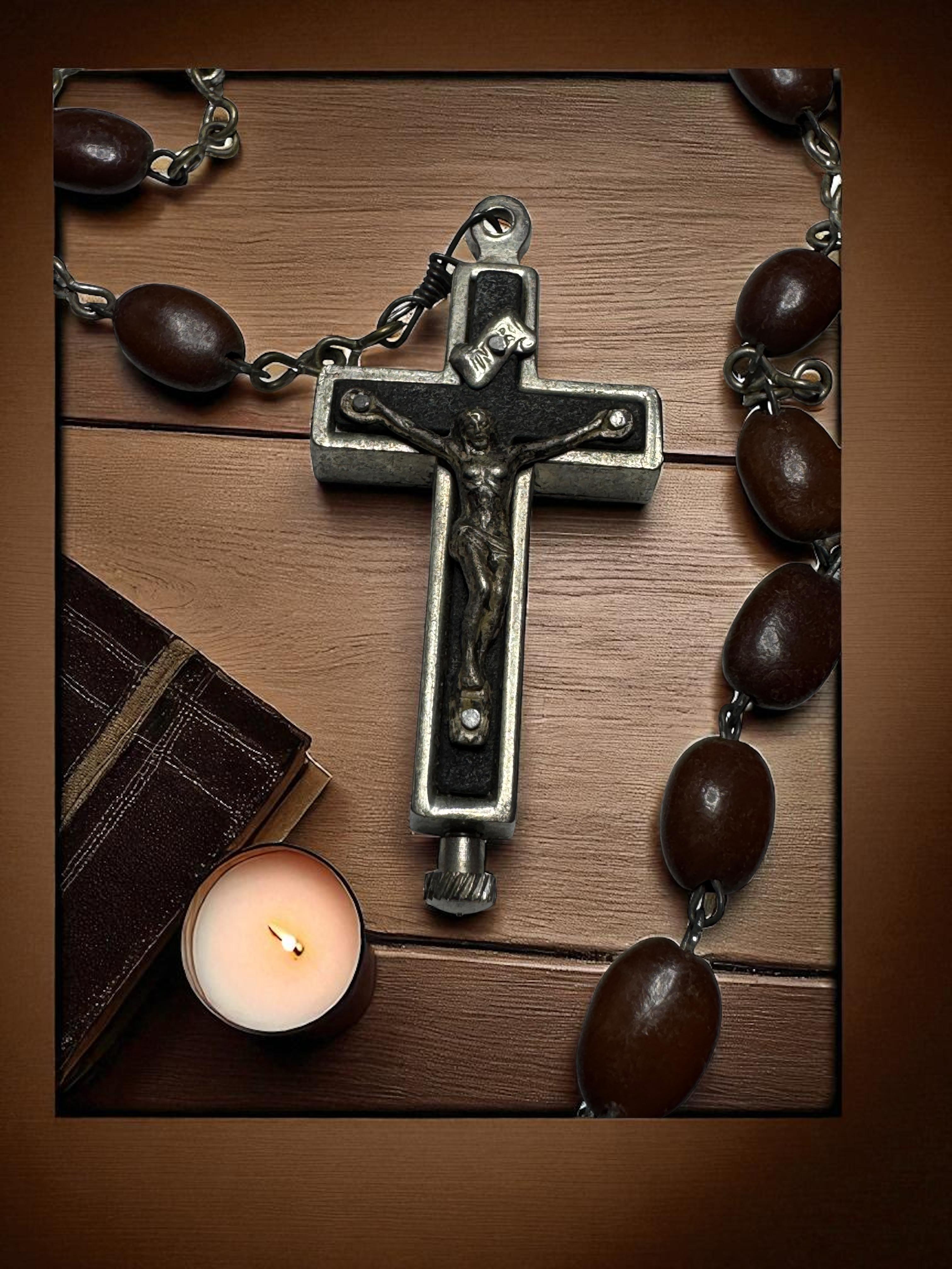 Rosaire Catholique Reliquaire Boîte Crucifix Pendentif Relique Catacombe de Rome en vente 2
