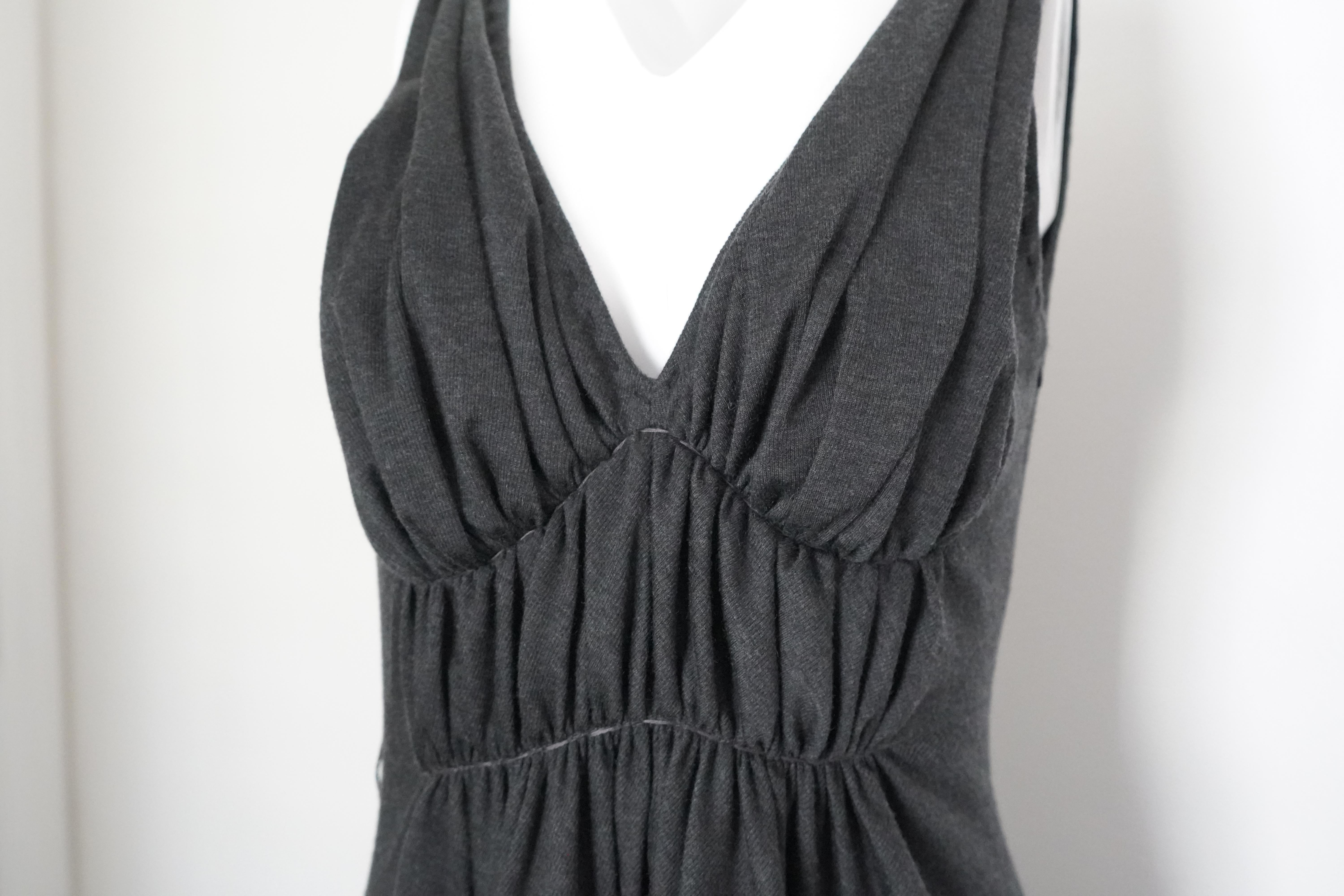 Nero Vestito midi con scollo a V Rosas Charcoal in vendita