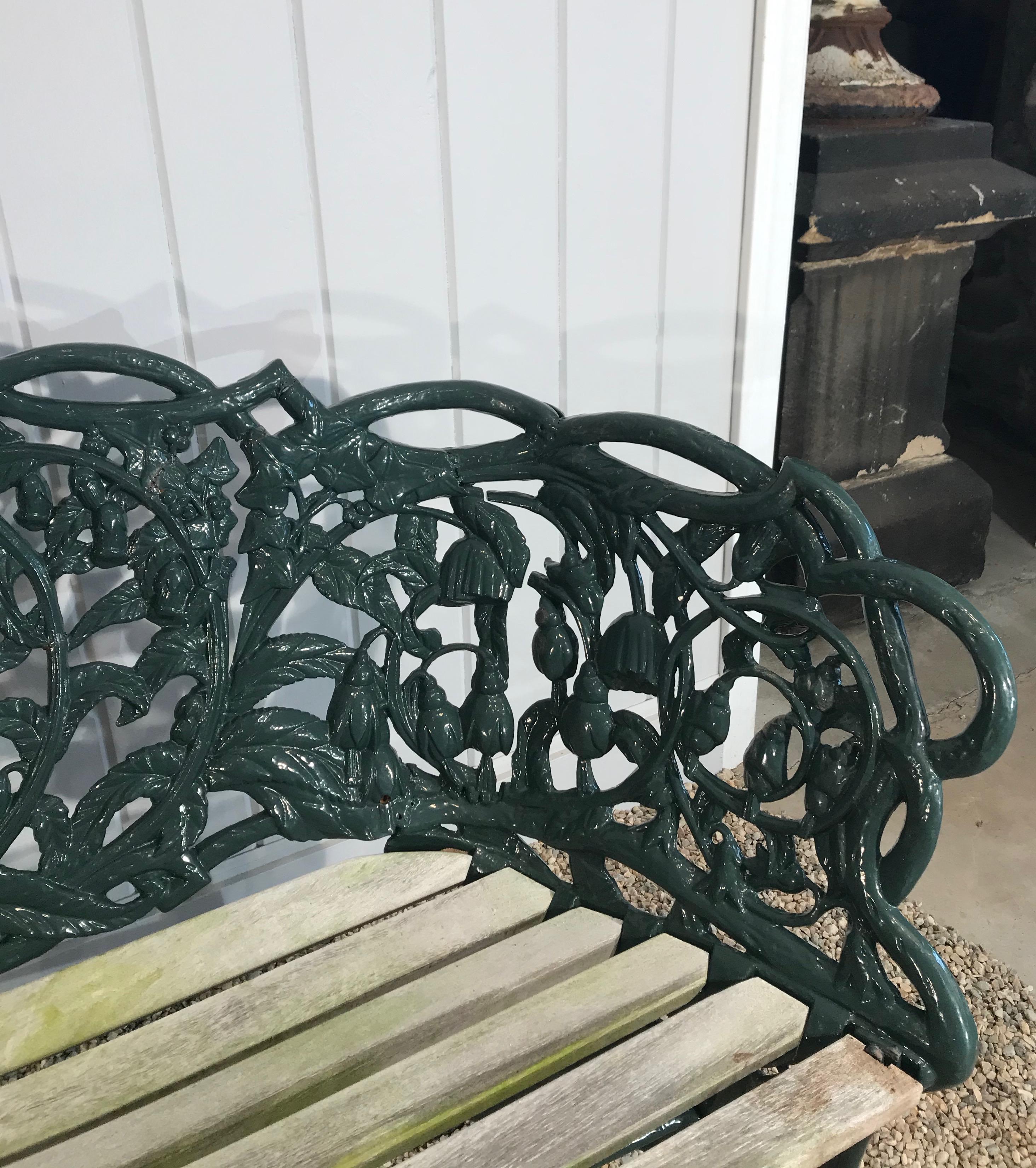 Rose and Thistle Cast Iron Bench by T. Perry and Sons, Glasgow, 1858 In Good Condition For Sale In Woodbury, CT