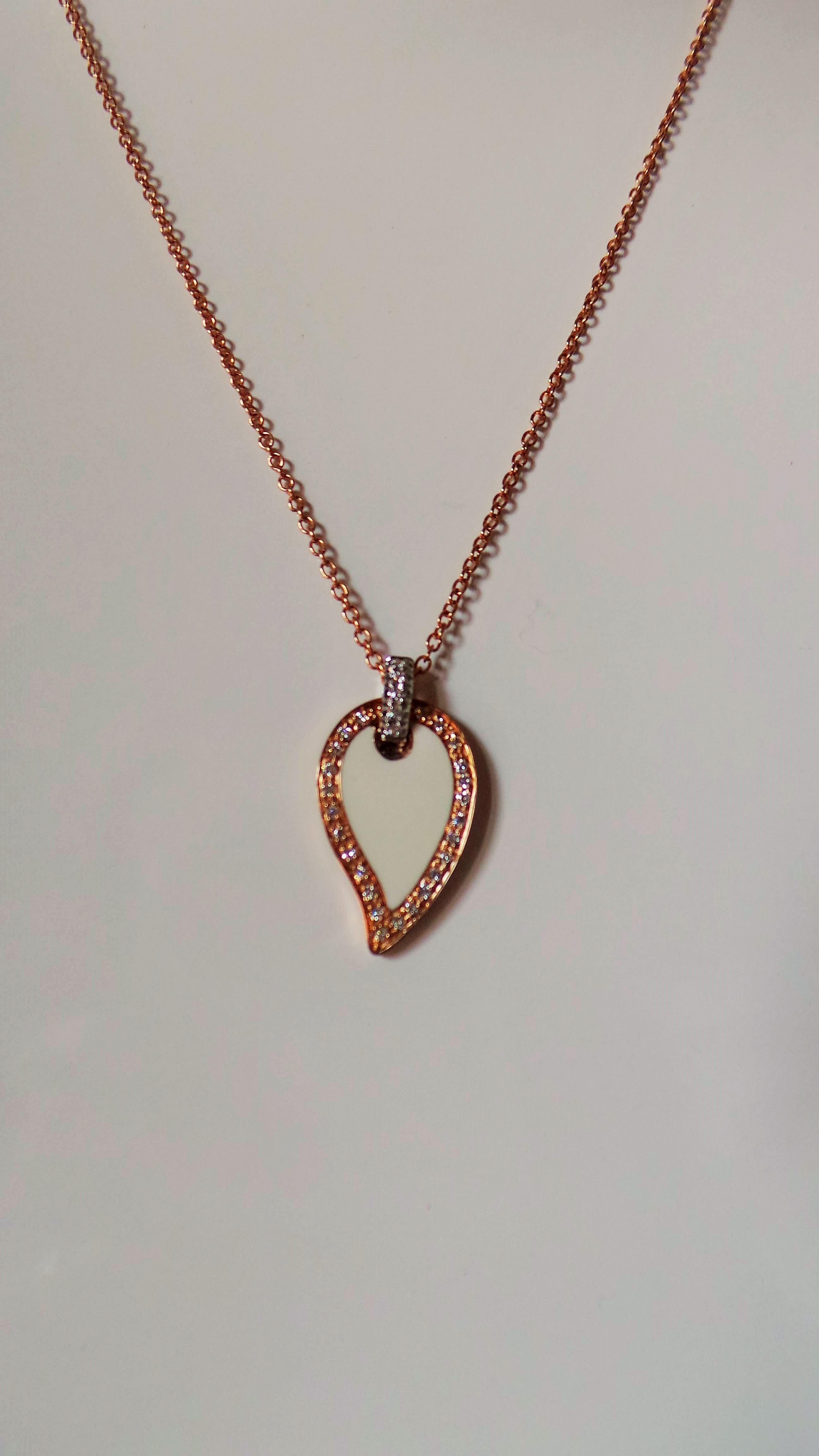 Modern Rose and White Gold 0.23K Diamonds White Enamelled Leaf Pendant Necklace For Sale