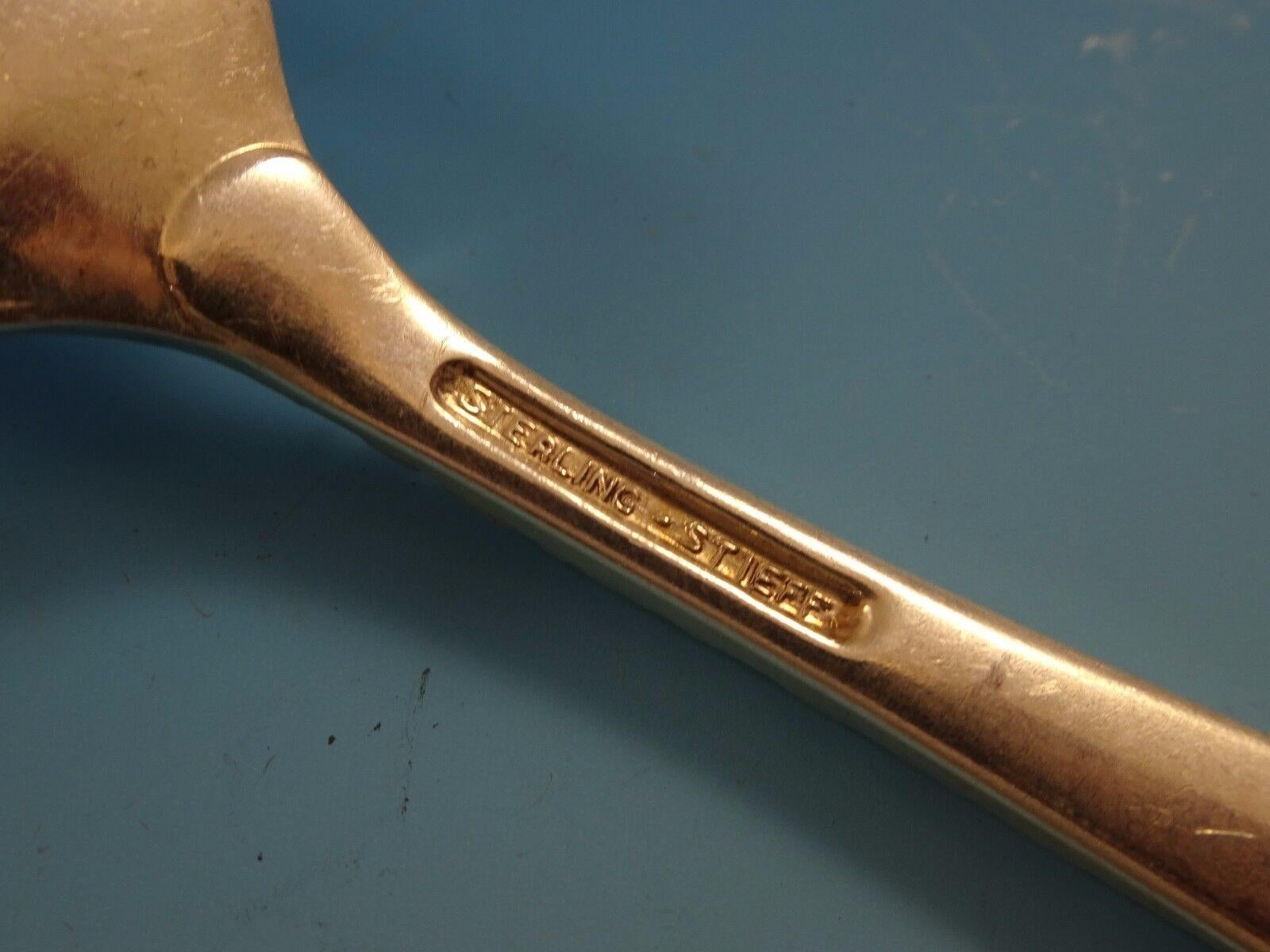 First debuted in 1892, Stieff Rose offers an elaborate sterling floral repoussed design, bringing the beauty of sterling to every meal. 