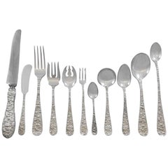 Rose by Stieff Ensemble de couverts en argent sterling pour 24 Service 285pc Repousse Dinner