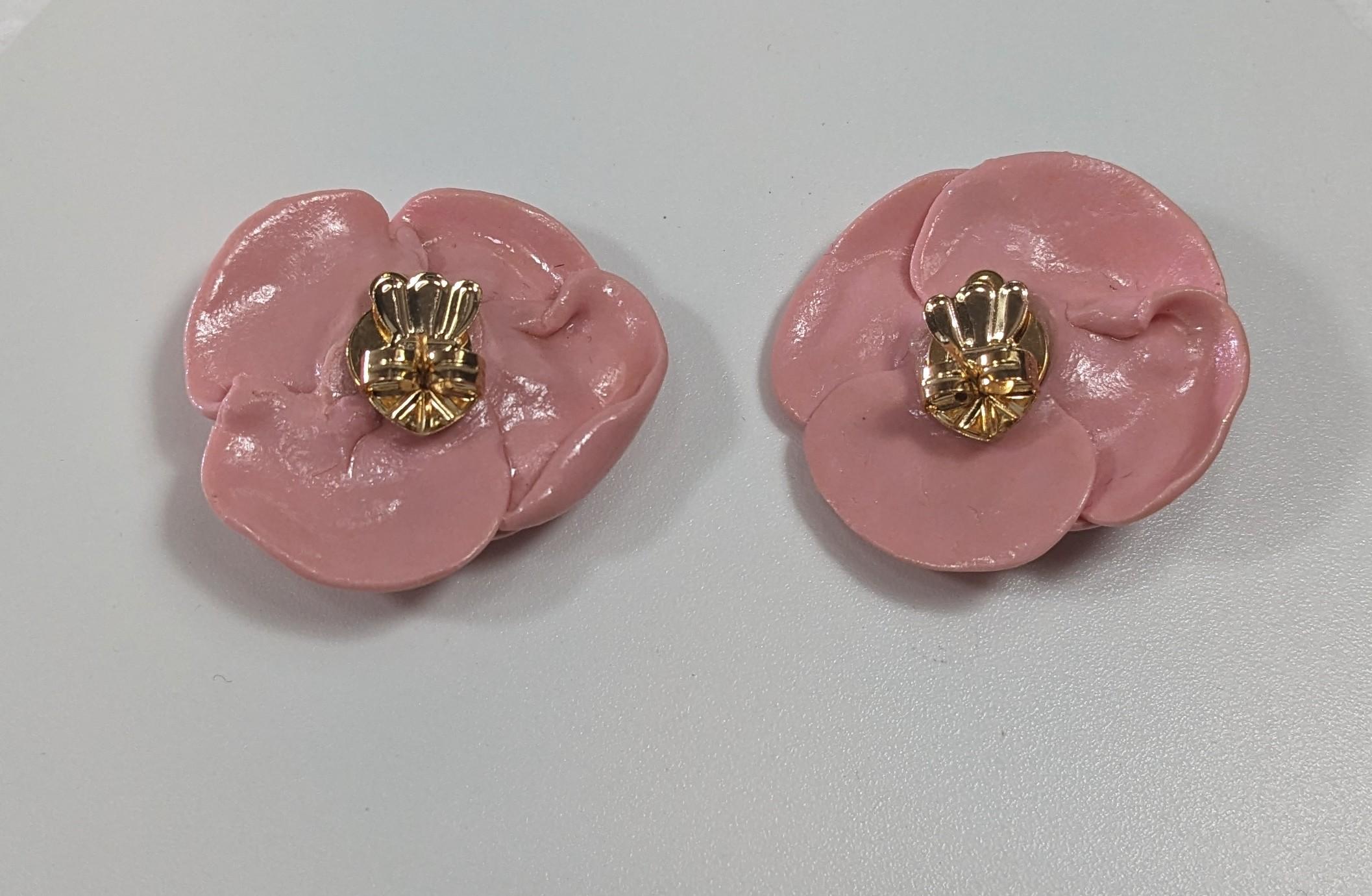 Romantic  Rose Camelia Polymer  Earrings with golplated silver closure For Sale