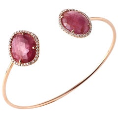 Bracelet jonc en or rose 14 carats avec saphir rose taille rose 9,98 carats et diamants 0,39 carat