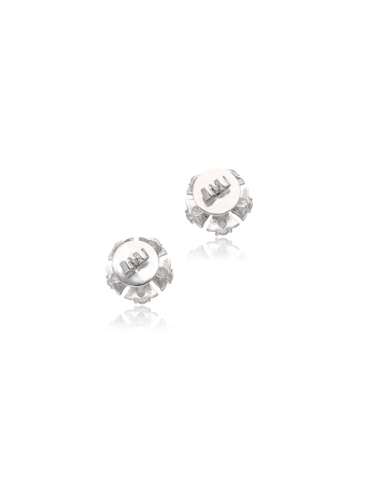 Rose Cut and Round Brilliant Diamond Stud Earrings in 18K Gold For Sale 3
