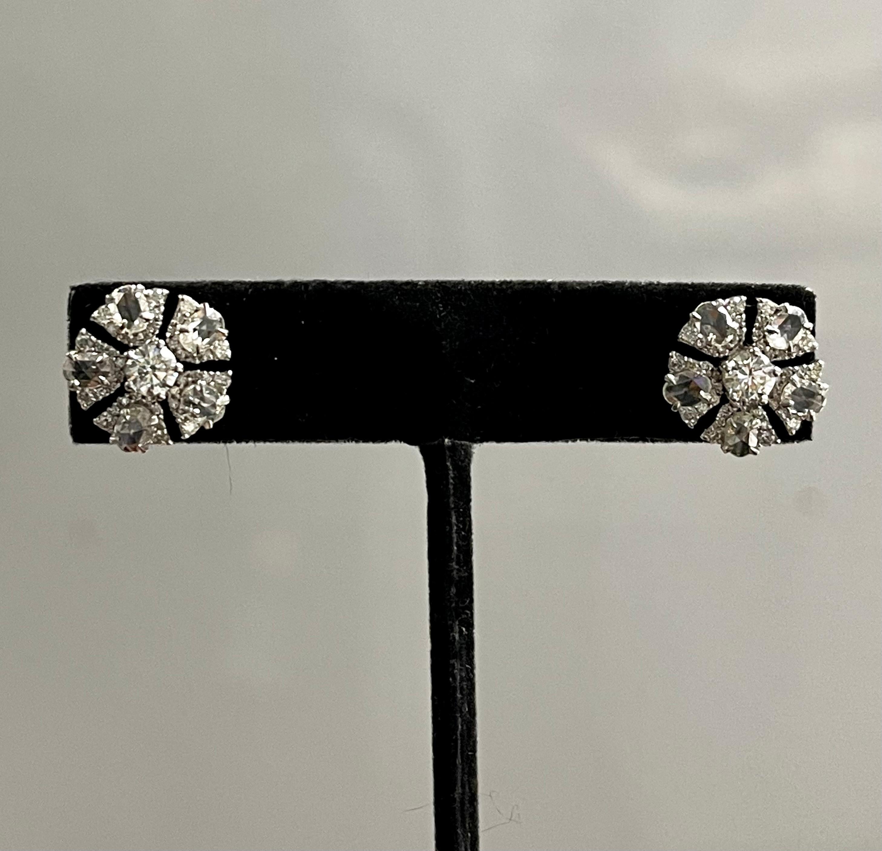 Boucles d'oreilles en or 18 carats avec diamants ronds et taillés en rose Neuf - En vente à New York, NY