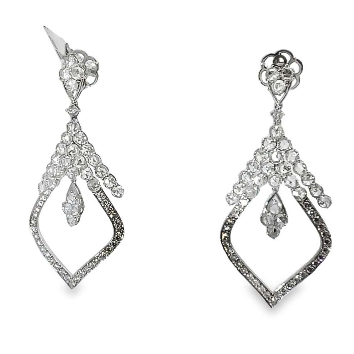Diamond Chandelier Dangle Earrings In New Condition For Sale In Beverly Hills, CA