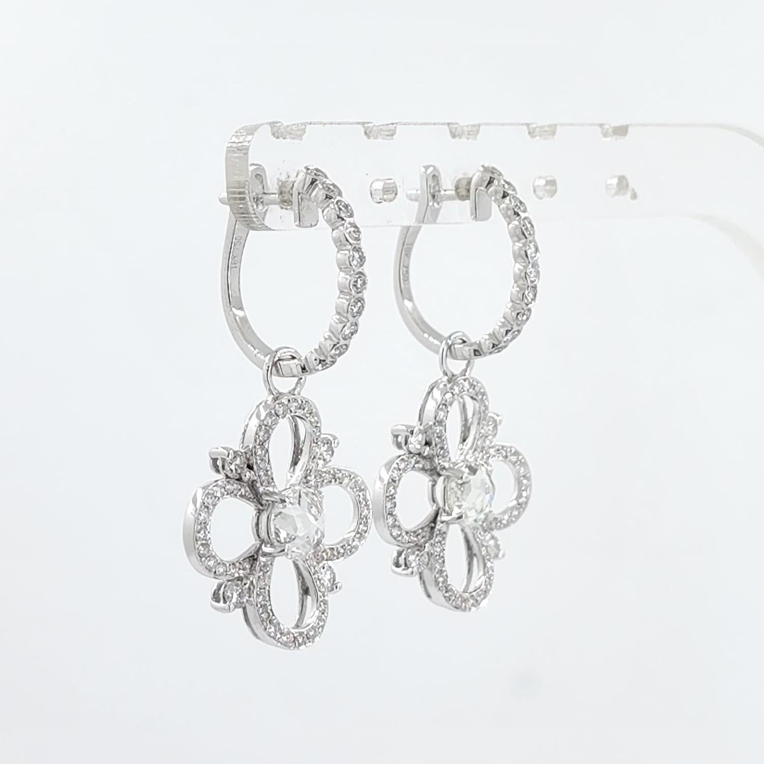 Art déco Boucles d'oreilles pendantes en or blanc 18 carats avec diamants taillés en rose en vente