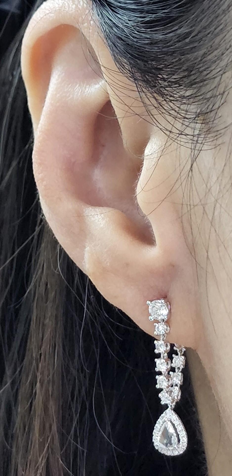 Women's Rose Cut Diamond Dangle Earrings in 18K White Gold For Sale
