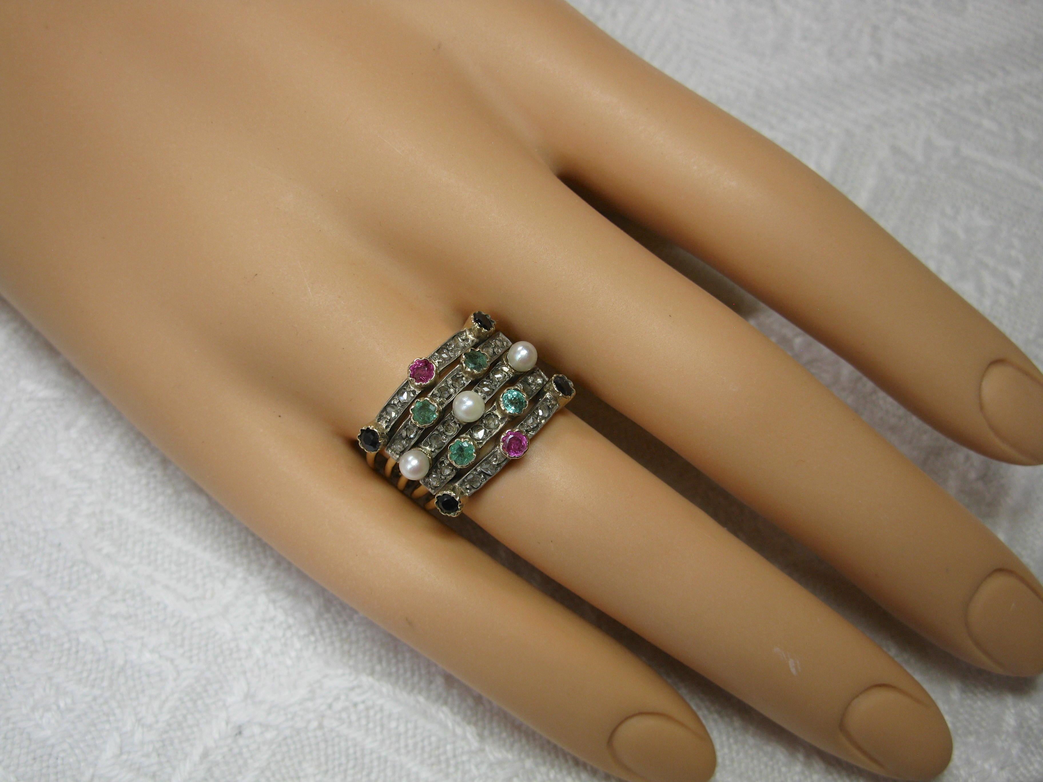 Weißer Rosenschliff Diamant Smaragd Saphir Rubin Perle Harem Ring 5 Stack Ringe Viktorianisch im Zustand „Hervorragend“ im Angebot in New York, NY
