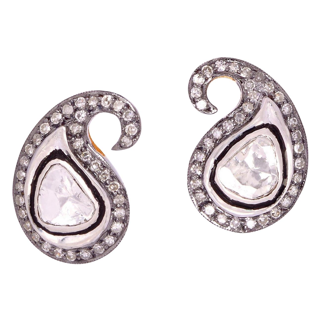 Clous d'oreilles à motif cachemire en diamants taille rose