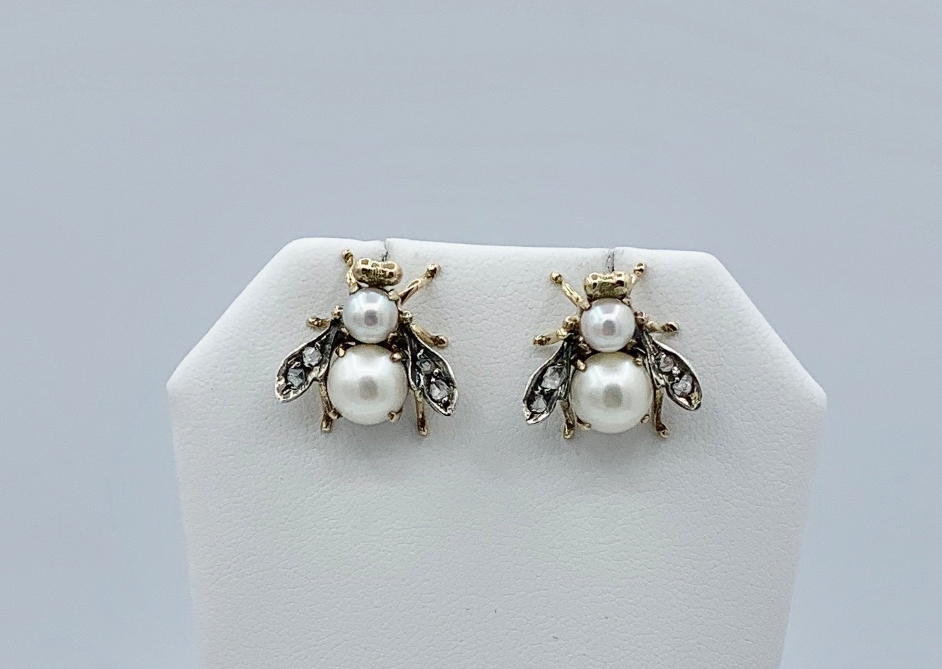 Rose Cut Diamant Perle Fliege Insekt Käfer Ohrringe viktorianischen antiken 14 Karat Gold im Angebot 3