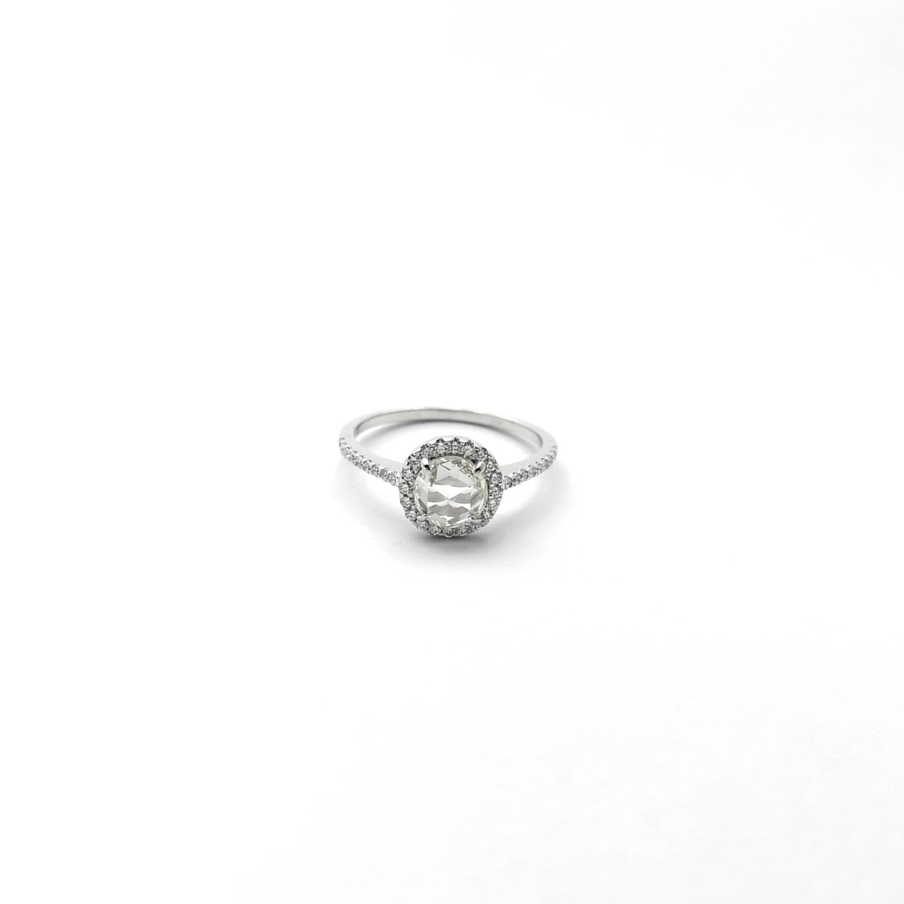 Bague en or blanc 18 carats sertie de diamants taillés en rose en vente 2