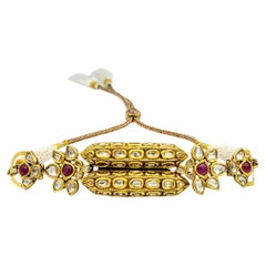 Diamante talla rosa, rubí y perla Pulsera ajustable con borla Oro amarillo 18 kilates
