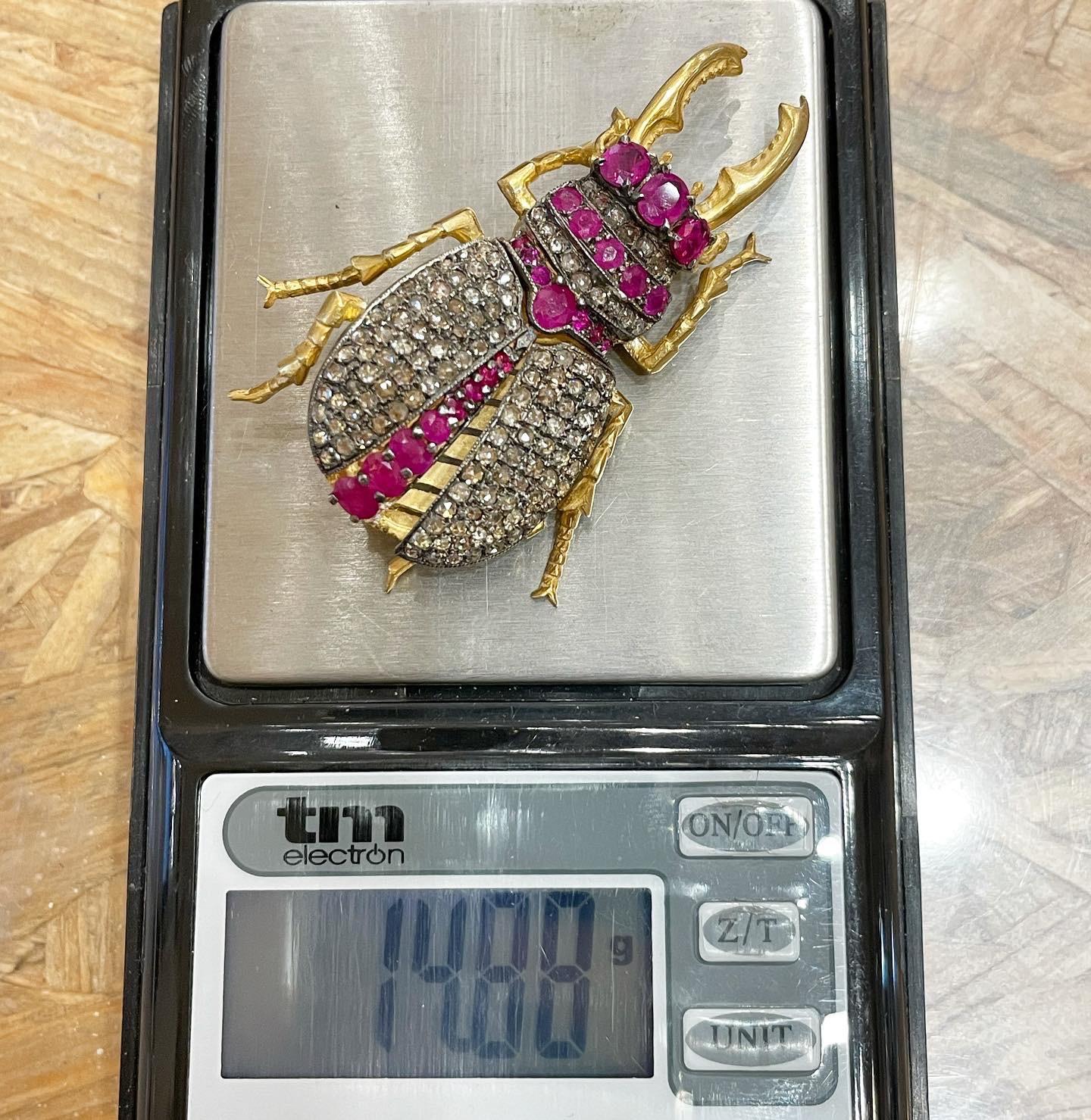 Diamante talla rosa, rubí Vermeil Broche-Pendiente articulado escarabajo de plata en venta 3