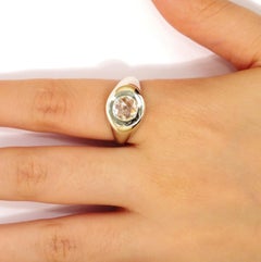 Rose Cut Diamond Signet 9 Karat White Gold Ring Handcrafted in Italy