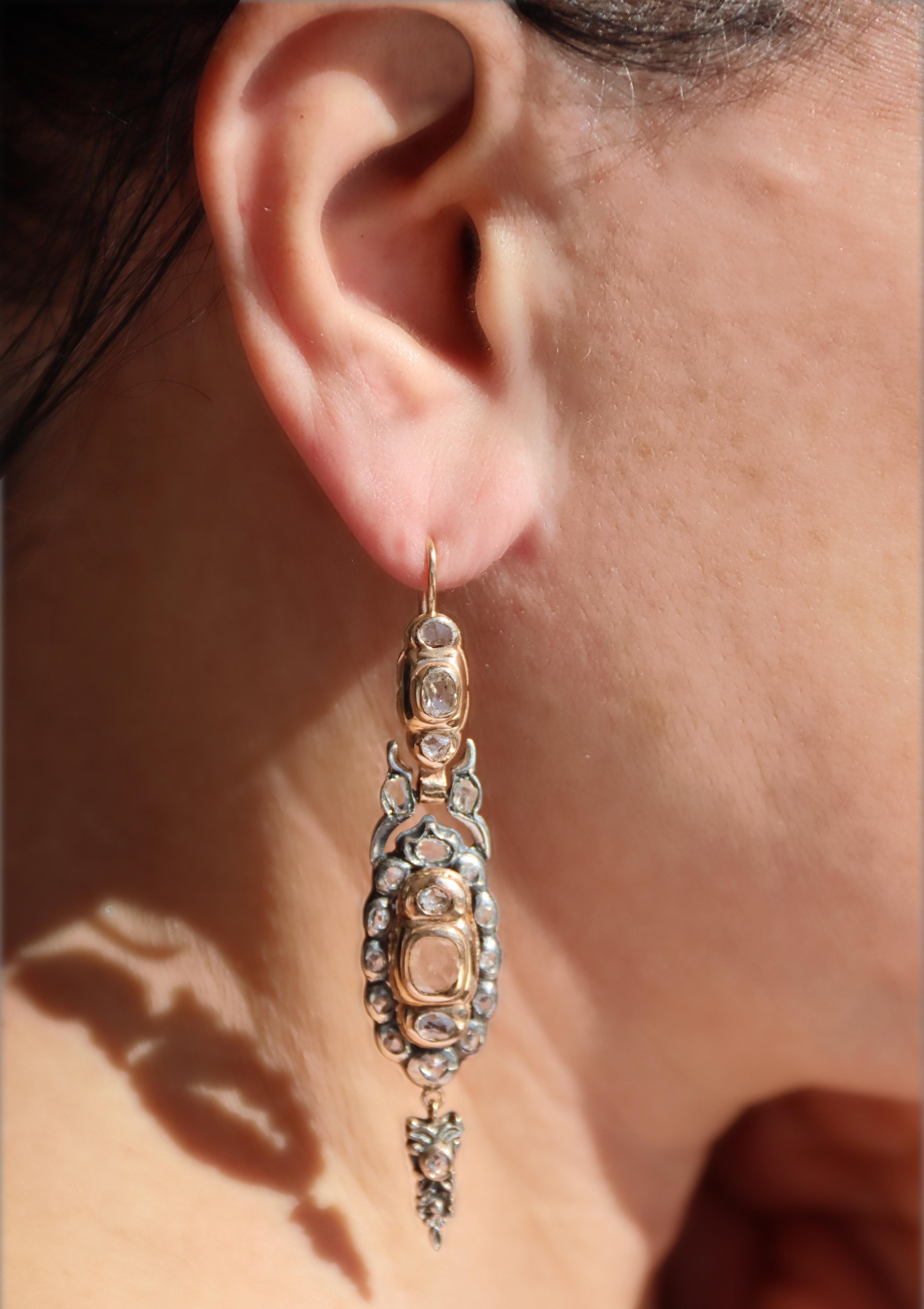 Boucles d'oreilles pendantes en or jaune 14 carats et diamants taillés en rose Pour femmes en vente