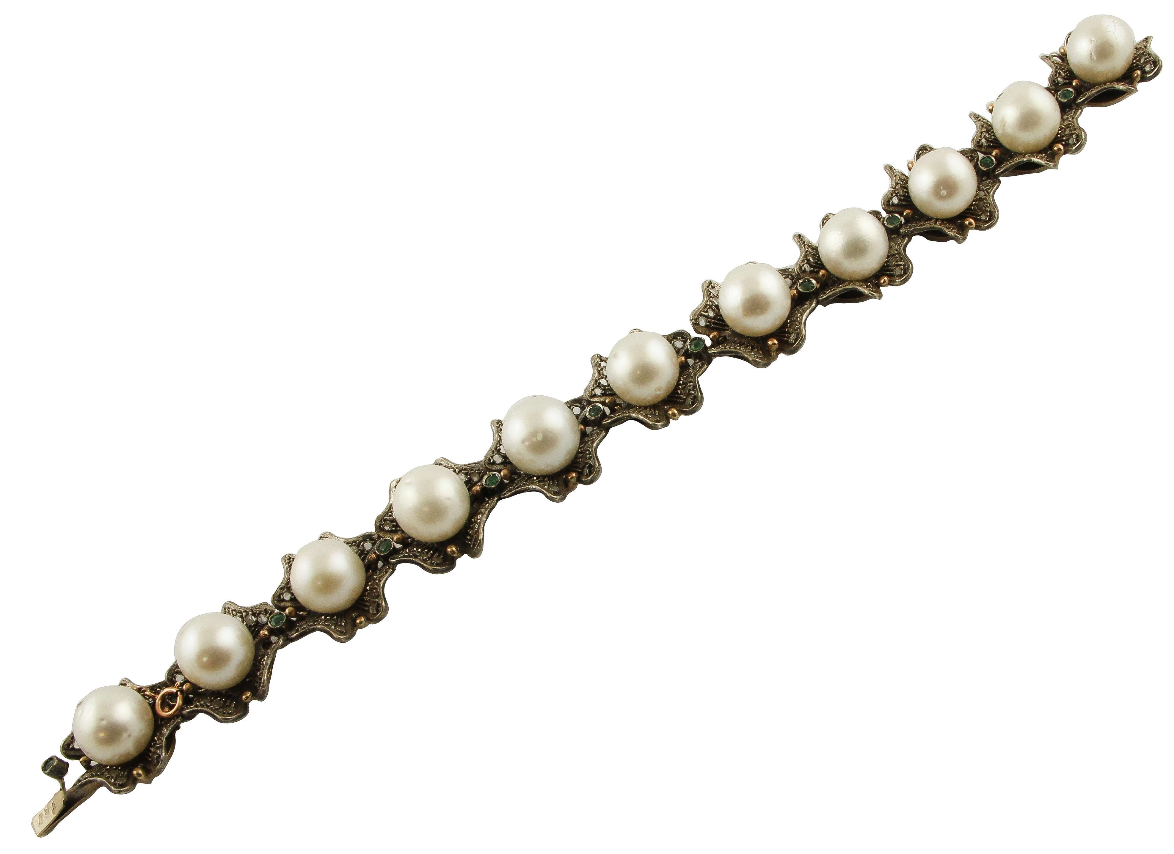 Armband aus Roségold und Silber mit Diamanten, Smaragden, Smaragden und australischen weißen Perlen im Rosenschliff (Retro) im Angebot