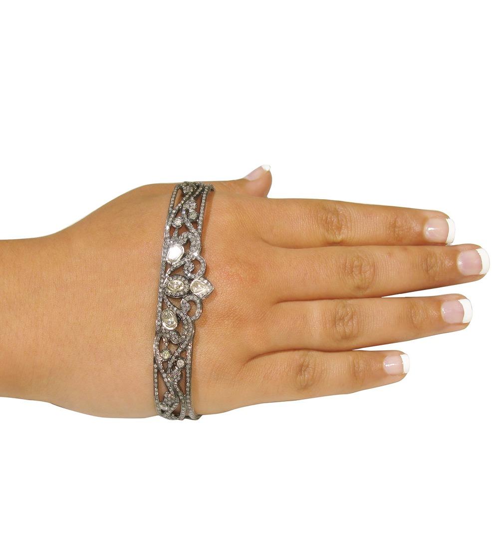 Taille mixte Bracelet palmier avec diamants taille rose et diamants noirs en argent en vente