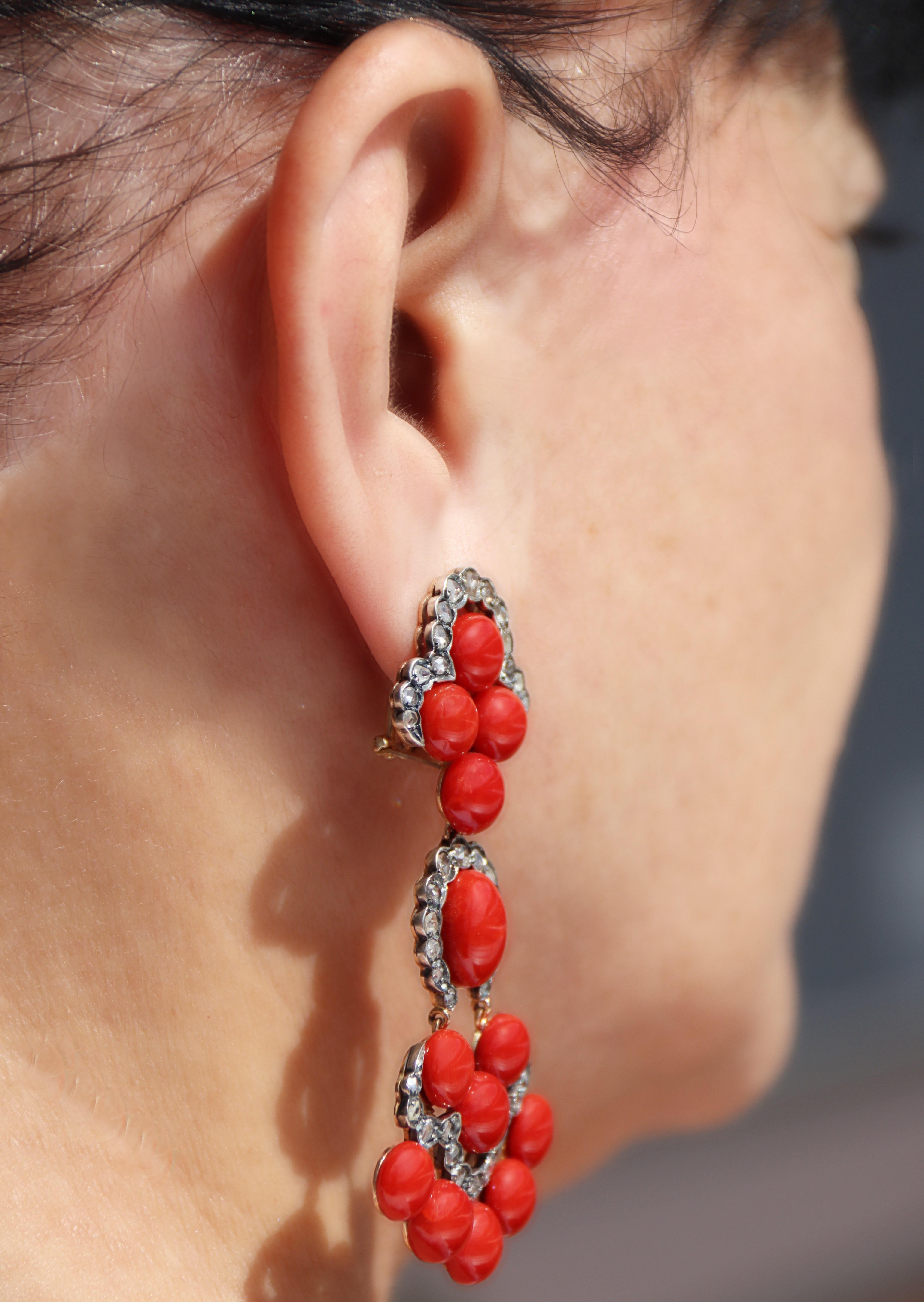 Boucles d'oreilles pendantes en or jaune 14 ct et corail de Sardaigne serties de diamants taillés en rose en vente 4