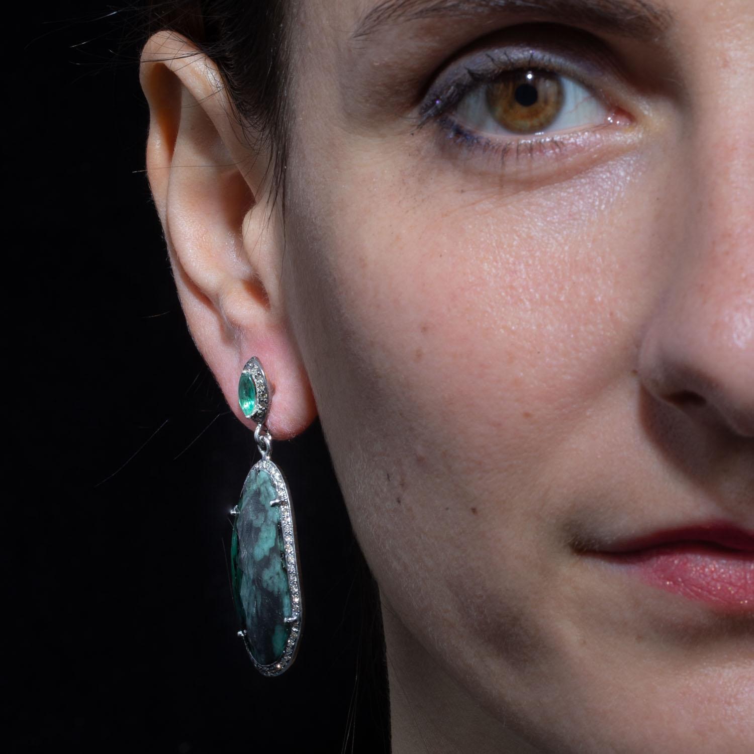 Rose-Cut Emerald and Diamond Dangle Earrings In Excellent Condition In Nantucket, MA