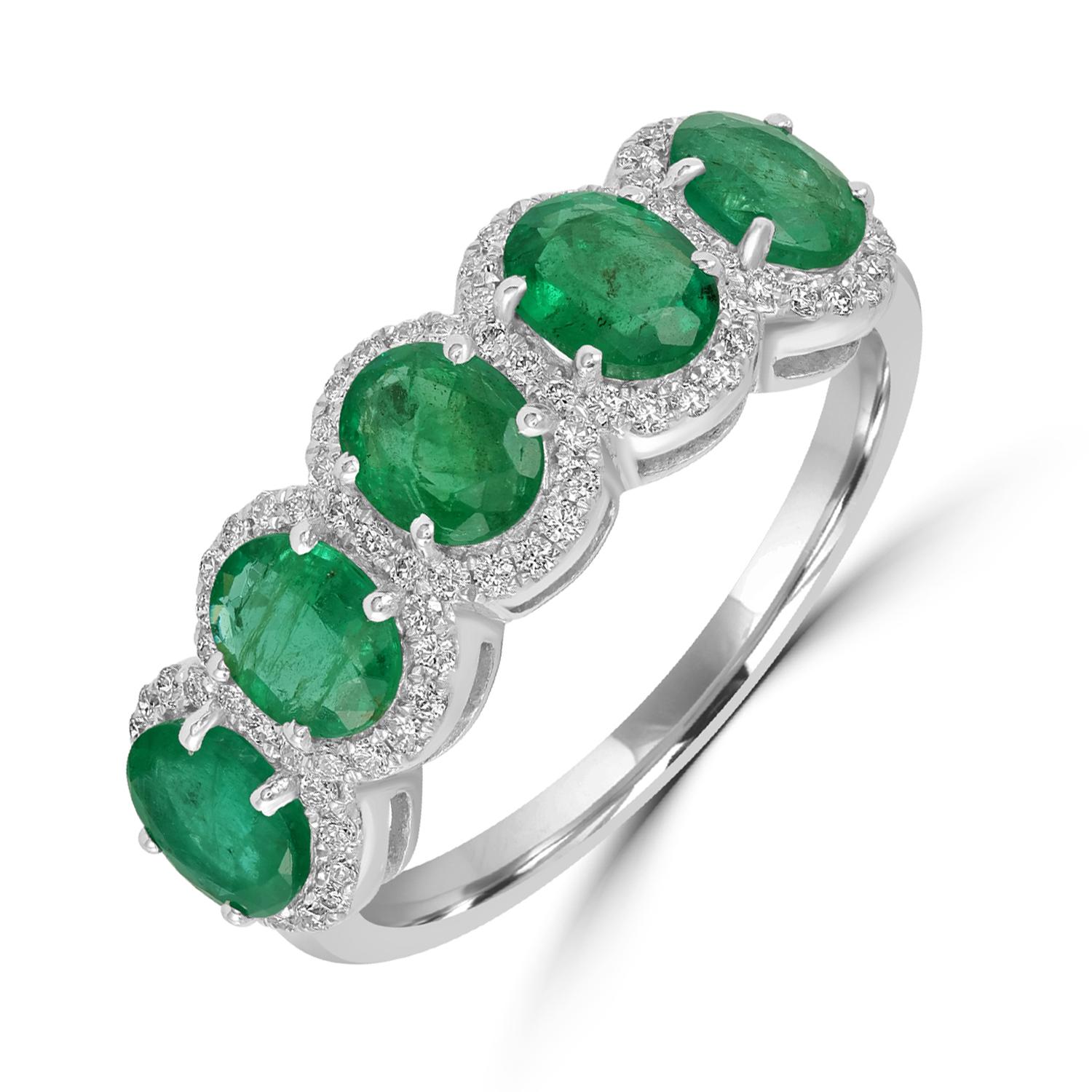 Art déco Bague en or 18k avec émeraude zambienne de taille rose et de forme ovale, rehaussée de diamants en vente