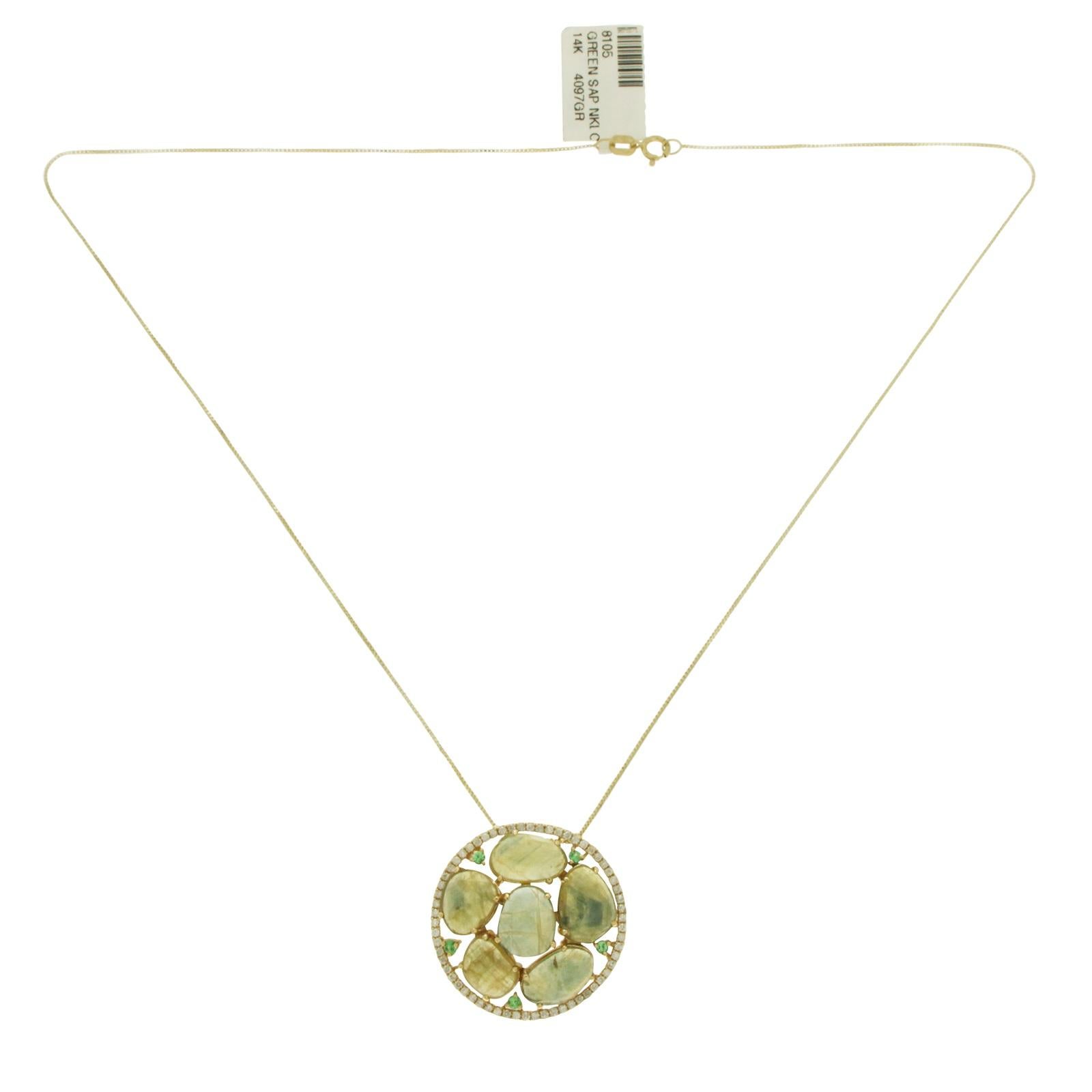 Rose Cut Sliced 11.98 Ct Green Sapphire 0.40 Ct Diamond 14k yellow Gold Necklace In New Condition For Sale In Los Angeles, CA