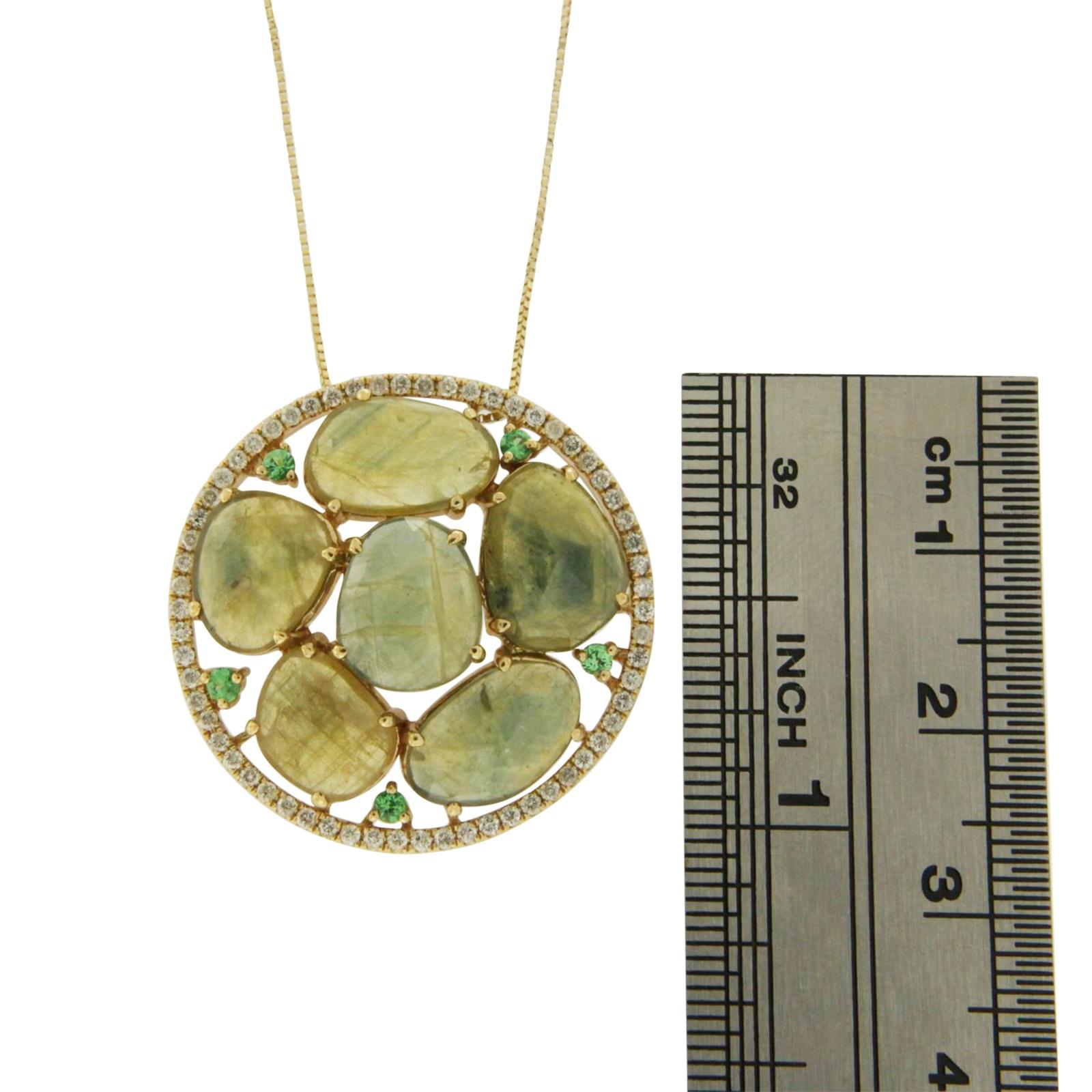 Rose Cut Sliced 11.98 Ct Green Sapphire 0.40 Ct Diamond 14k yellow Gold Necklace For Sale 1