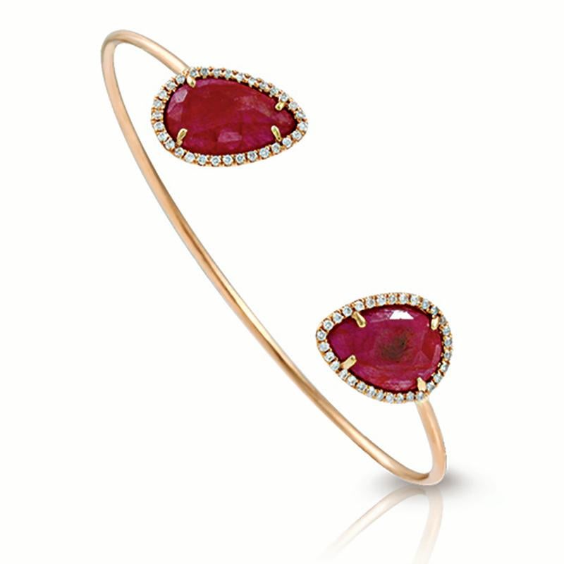 Rose Cut Sliced 12.45 Ct Ruby 0.35 Ct Diamonds 14k Rose Gold Bangle Bracelet In Excellent Condition For Sale In Los Angeles, CA
