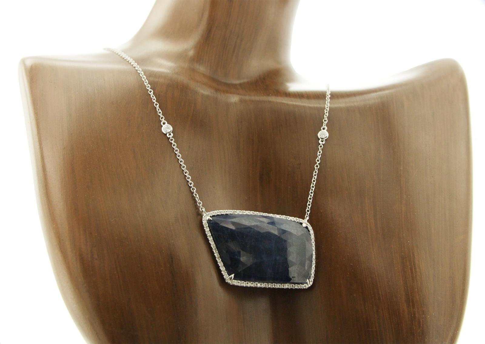 Rose Cut Sliced 28 Ct Blue Sapphire 0.43 Ct Diamonds 14k White Gold Necklace In New Condition For Sale In Los Angeles, CA