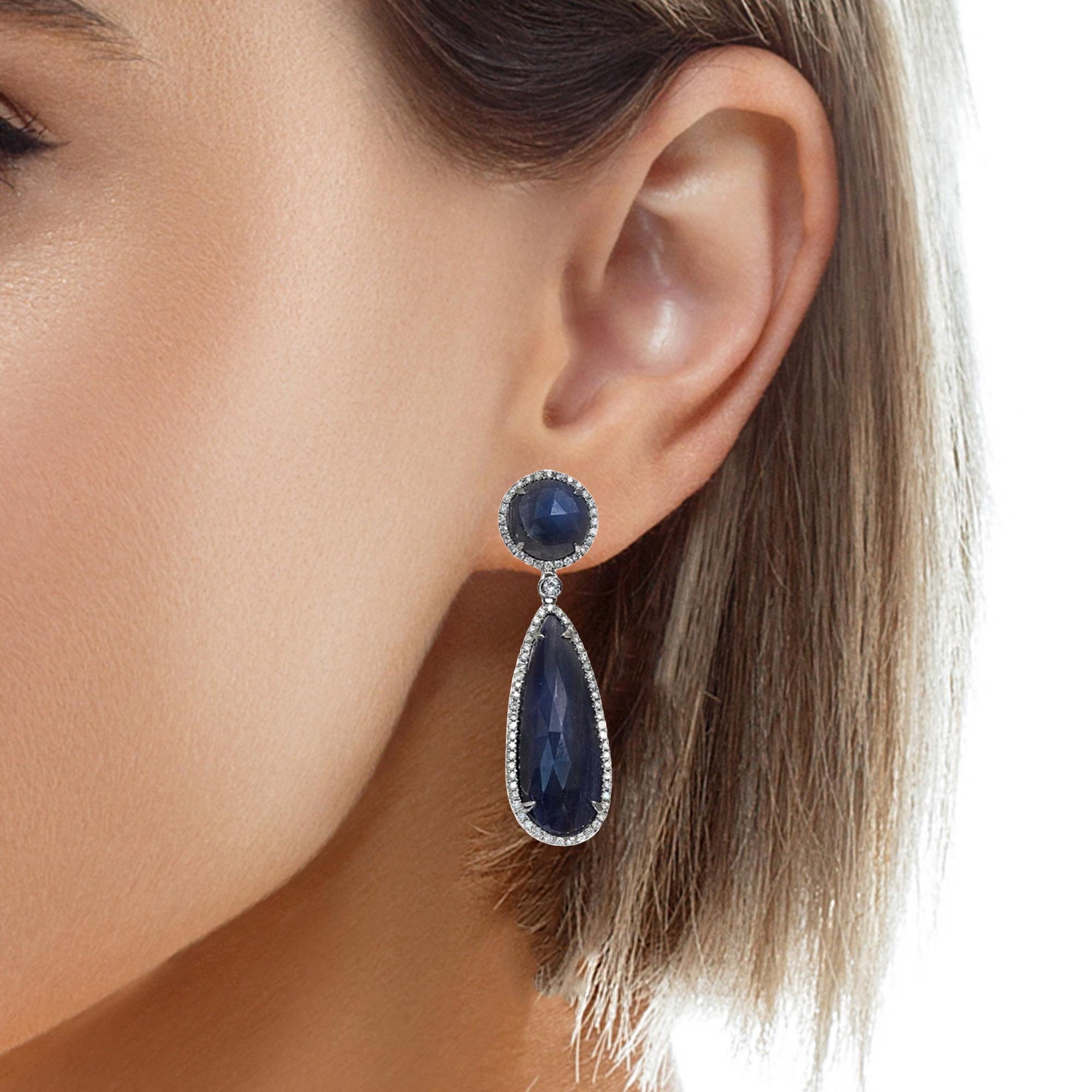 Tropfenohrringe aus 14 Karat Gold mit blauem 33 Karat Saphir im Rosenschliff und 1,04 Karat Diamanten im Angebot 1