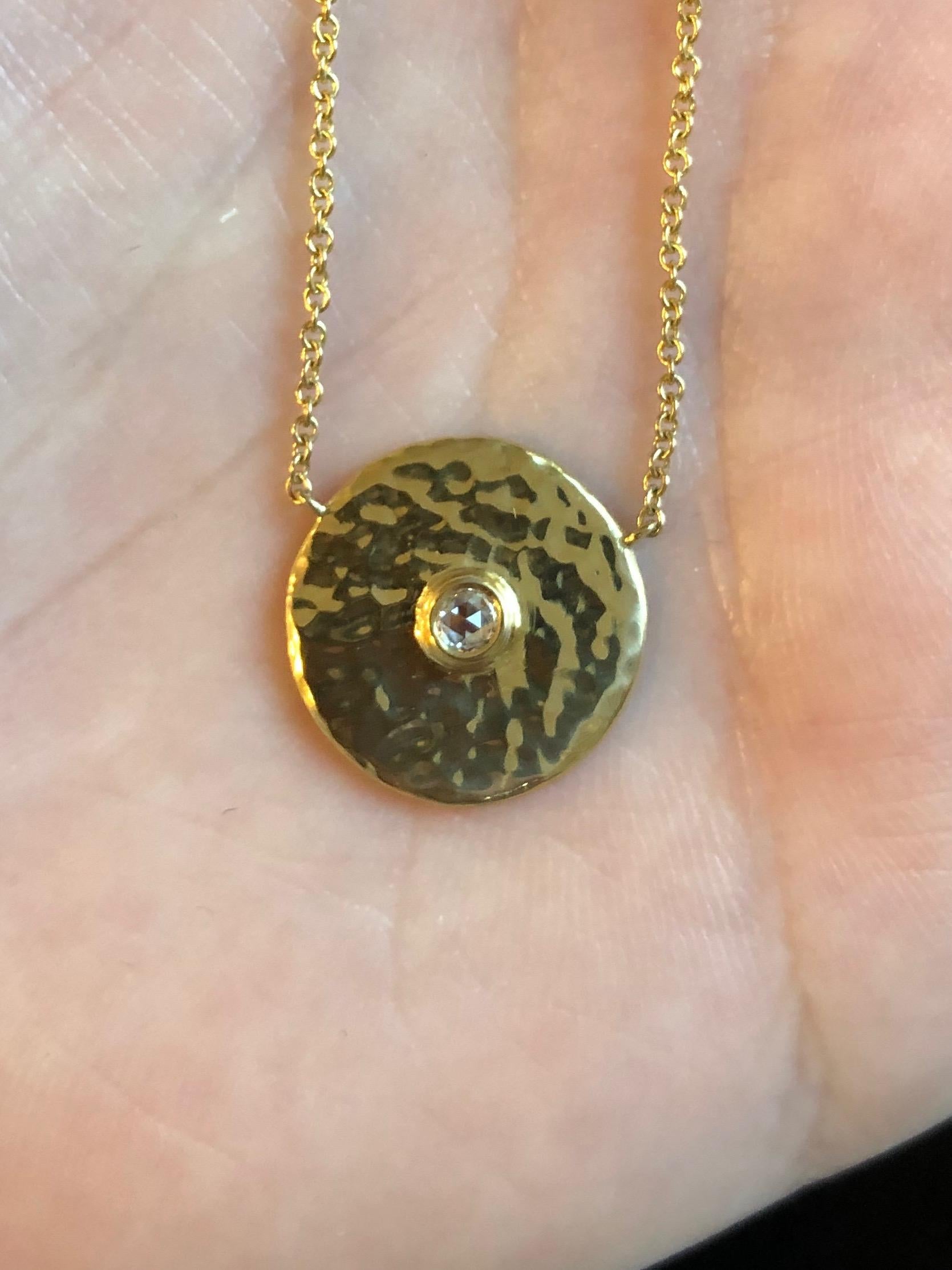 Rose Diamond and 18 Karat Gold Hammered Pendant Necklace For Sale 1