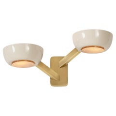 Lampada da parete doppia Rose di Gaspare Asaro. Ottone satinato Finitura.