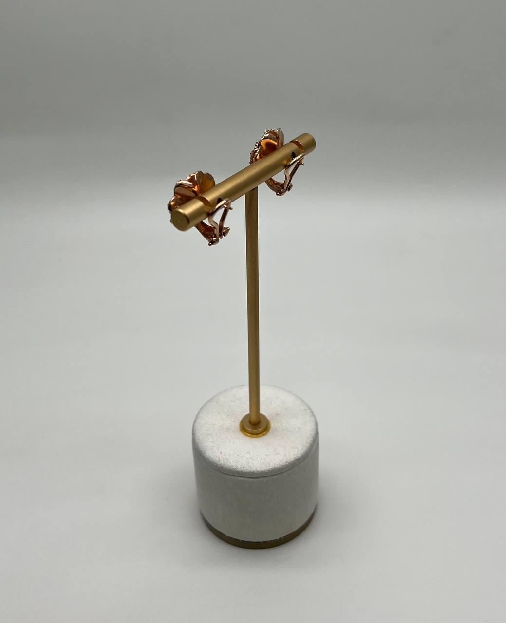 Rose Floral Flower Petals Diamond Pave Set 14K Rose Gold Stud Earrings In New Condition For Sale In Oakton, VA