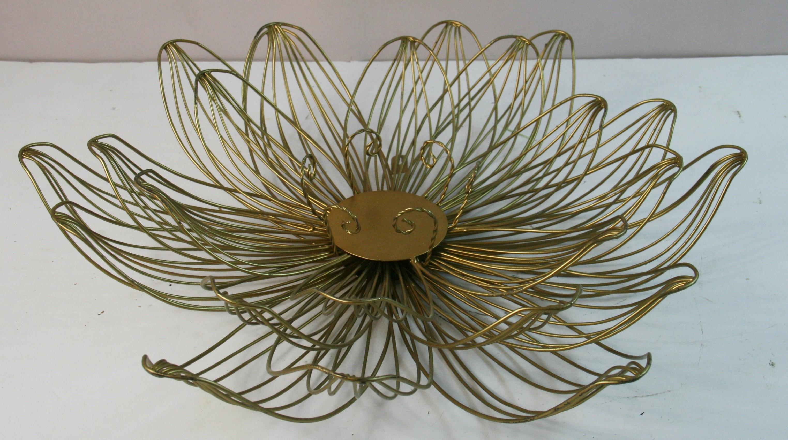 Rose  Gilt Wire Wall Sculpture (2 available) For Sale 3
