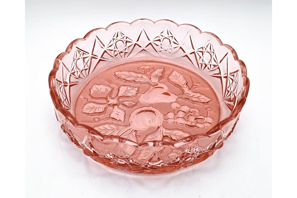Beautiful plate made of rosaline glass 
Manufactured in Poland in circa 1970s. 
Preserved in very good condition 
Dimensions: height 6 cm / diameter 21 cm



