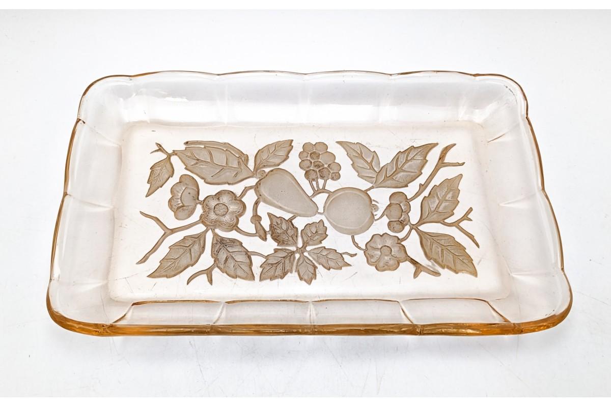 Mid-Century Modern Rose glass plate with floral motif, Poland, 1970s. For Sale