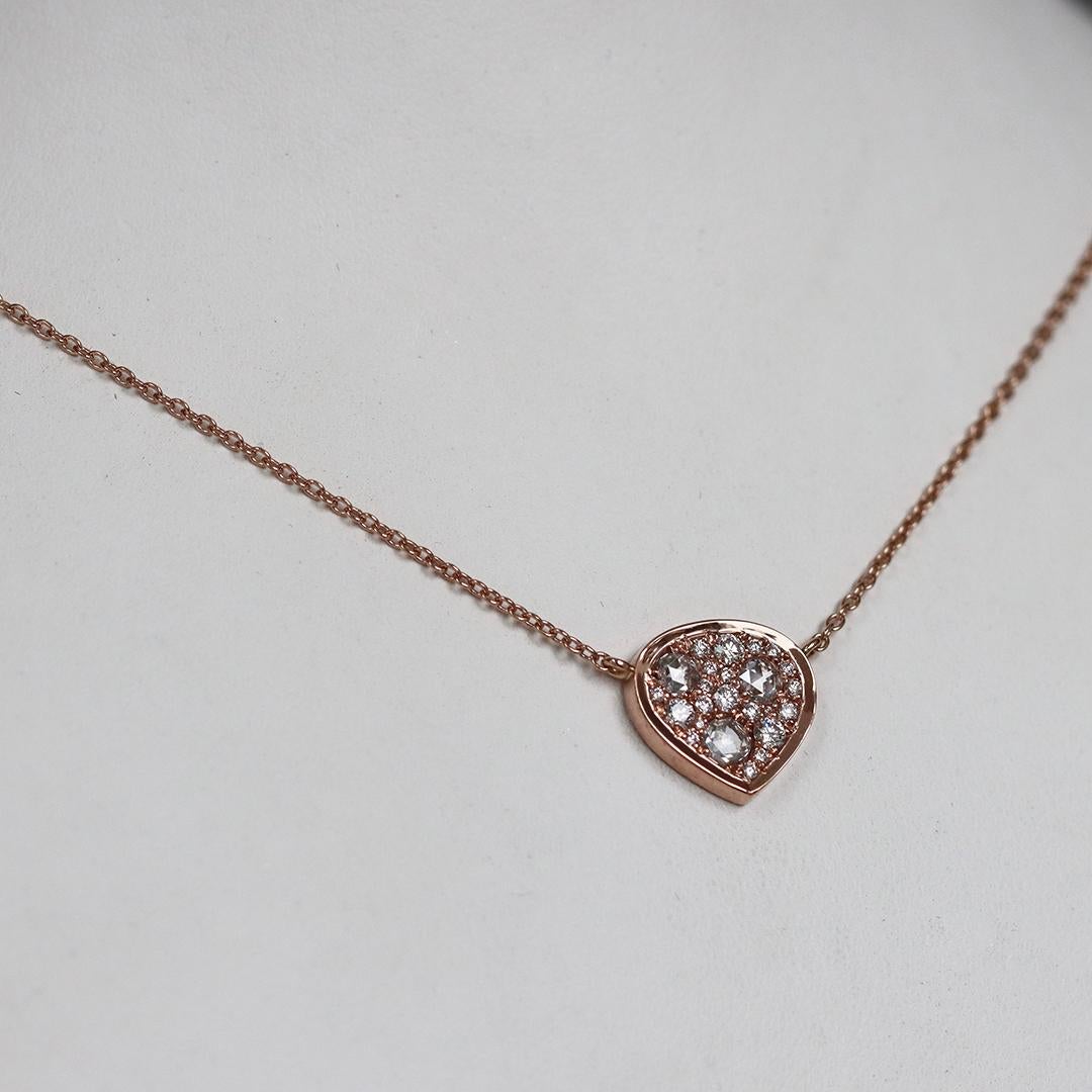 Rose Gold 0.51 ct. White Brilliant- and Rose-Cut Diamond Pave Pendant Necklace In New Condition For Sale In Antwerp, BE