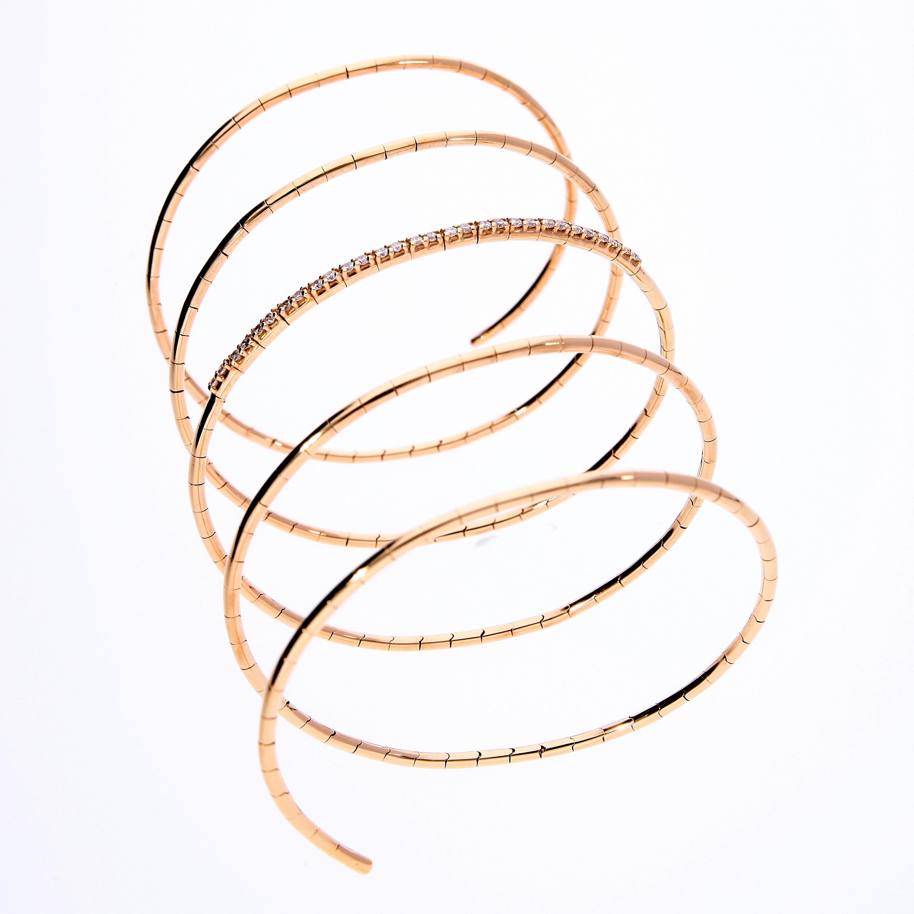Bracelet en spirale élastique en or rose 18 carats avec 0,54 carat de diamants, fabriqué en Italie en vente 8