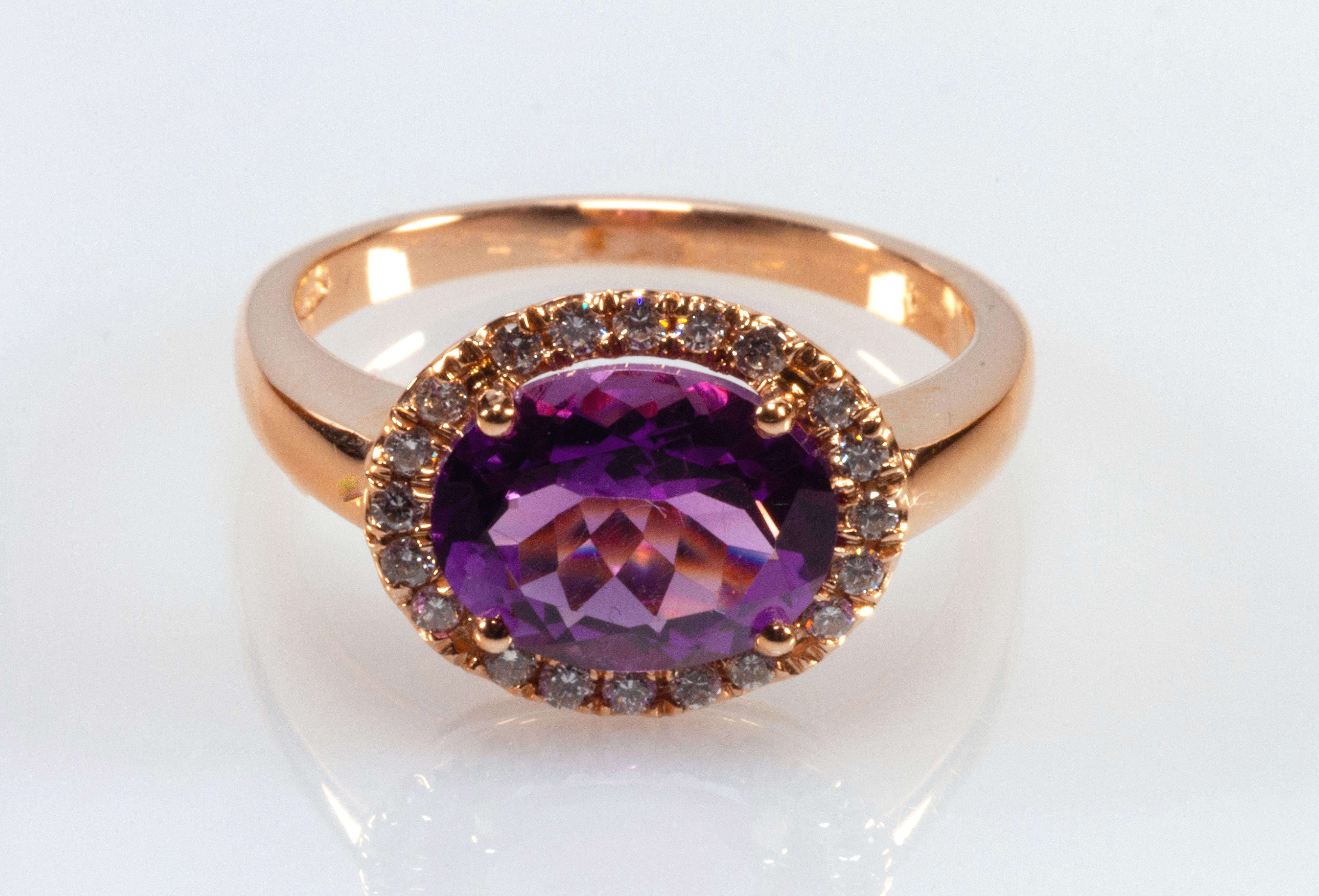 Modern Rose Gold 18k , 2.28 Carat Purple Amethyst and Diamond Ring For Sale