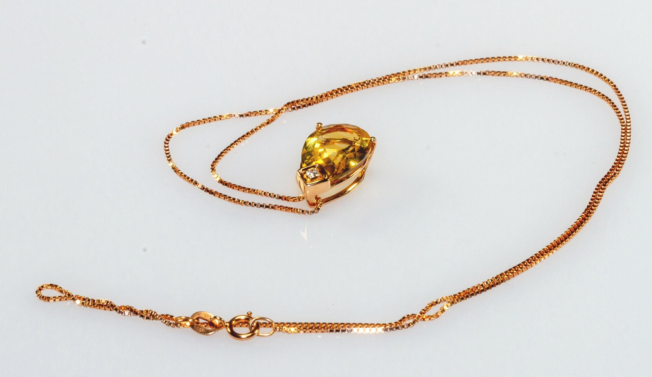 Pear Cut Rose Gold 18k , 3.30 Carat Lemon Quartz and Diamond Necklace