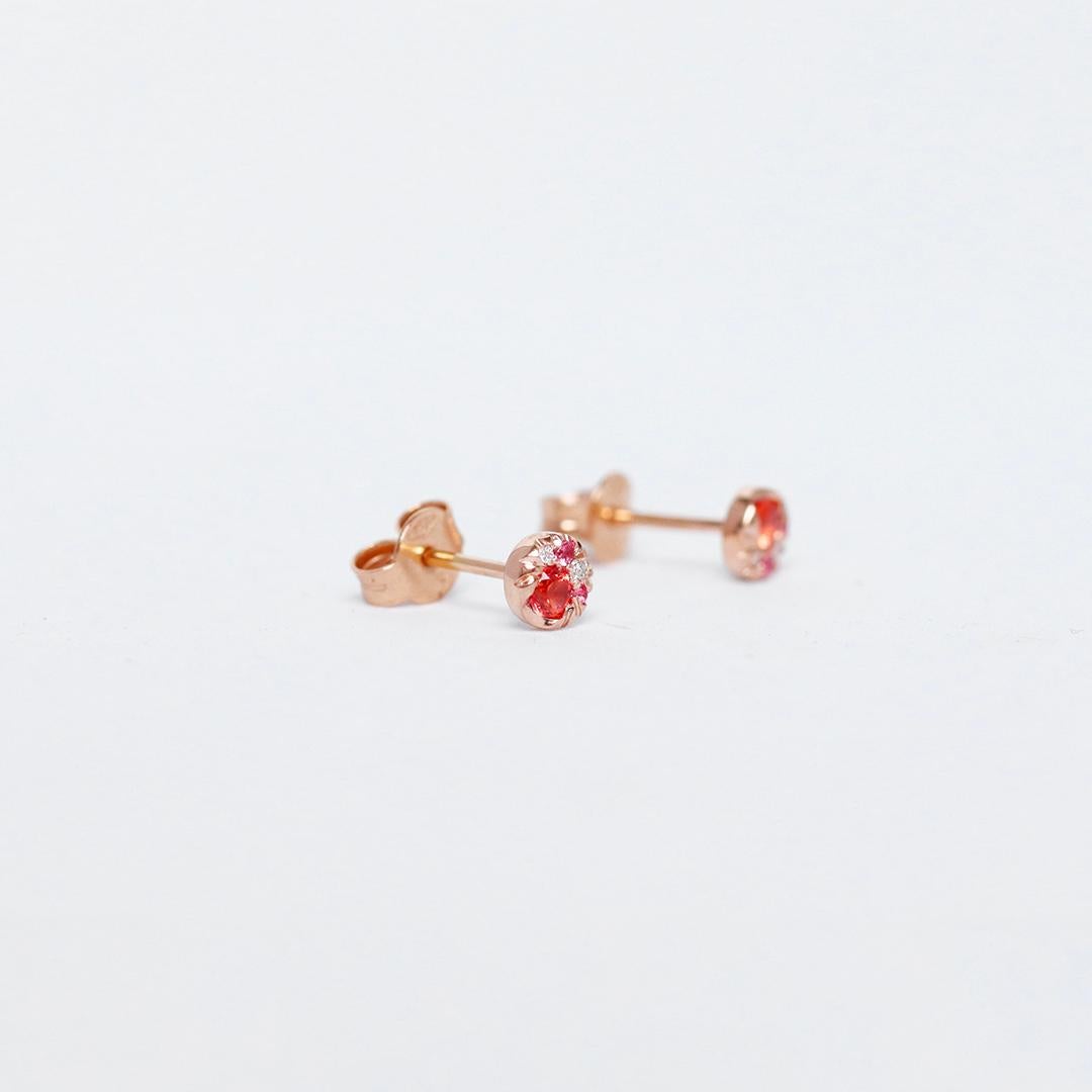 Orecchini con diamante Padparadscha, zaffiro e spinello in oro rosa da 5 mm in vendita 2