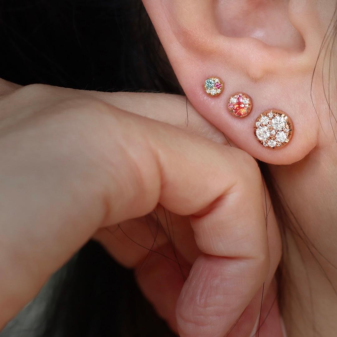 Orecchini con diamante Padparadscha, zaffiro e spinello in oro rosa da 5 mm in vendita 3