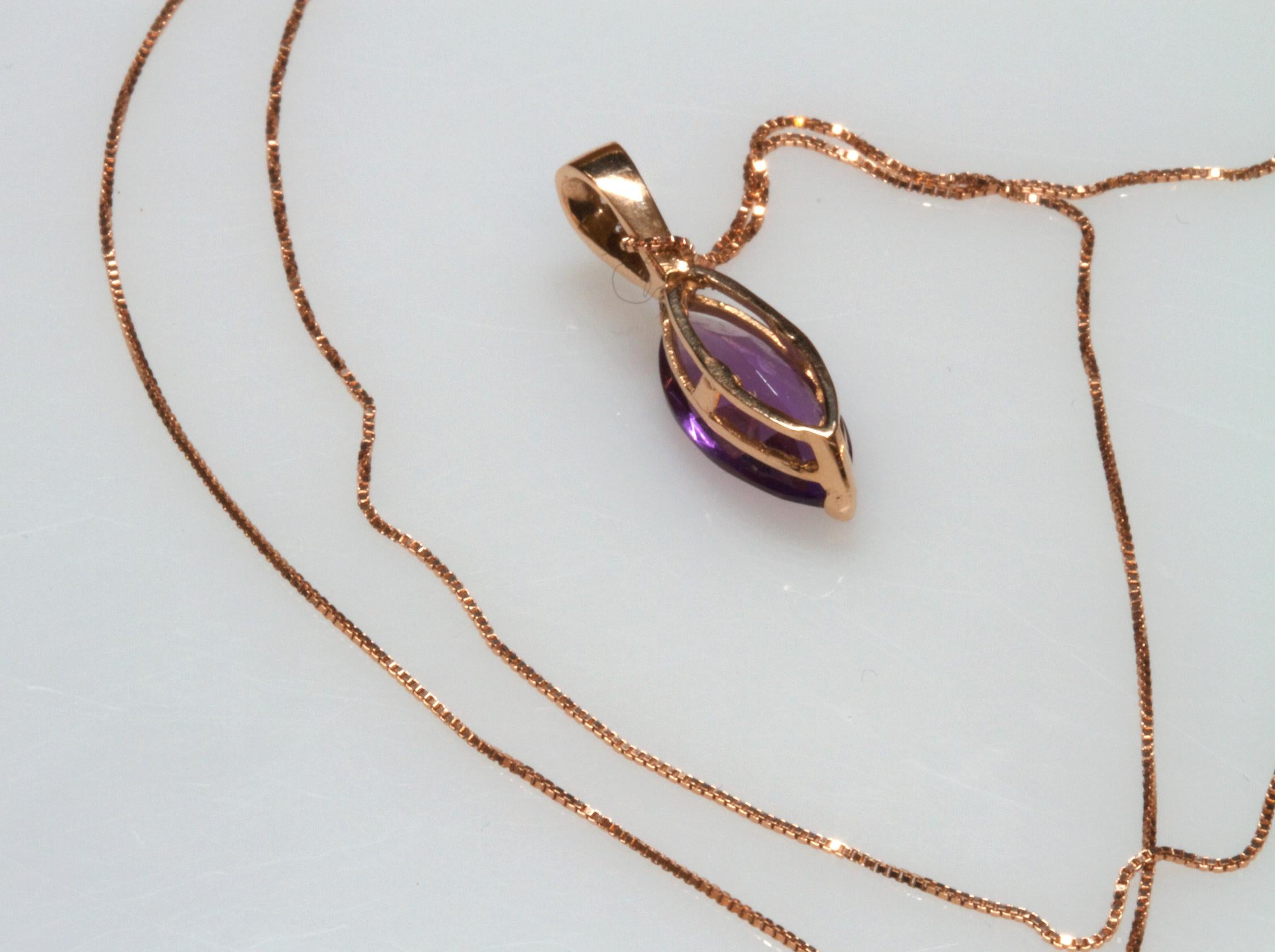 Rose Gold 18k 5.00 Carat Purple Amethyst and Diamond Necklace In New Condition For Sale In Rome, IT